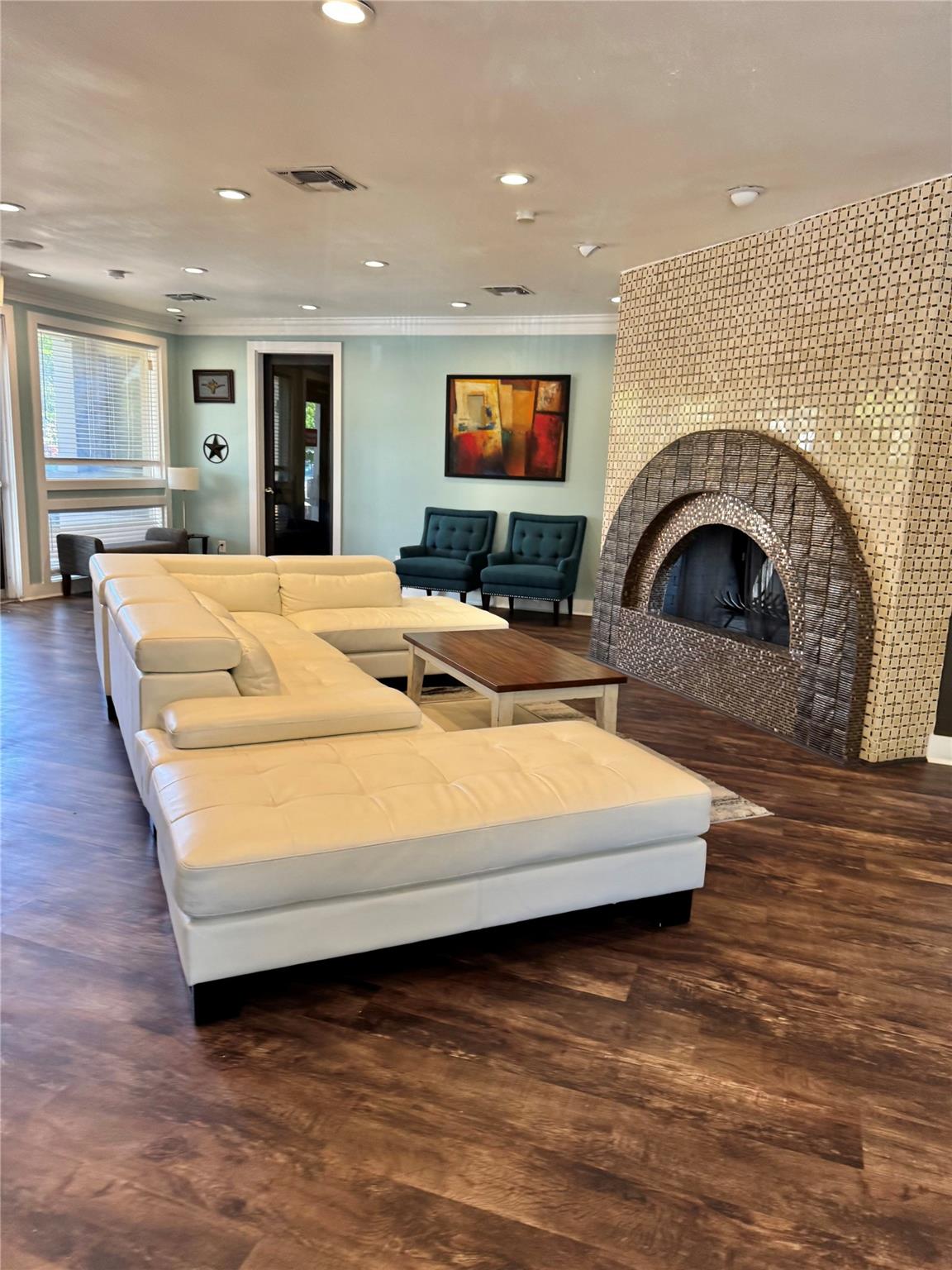 935 La Posada Dr # 252, Austin, TX 78752