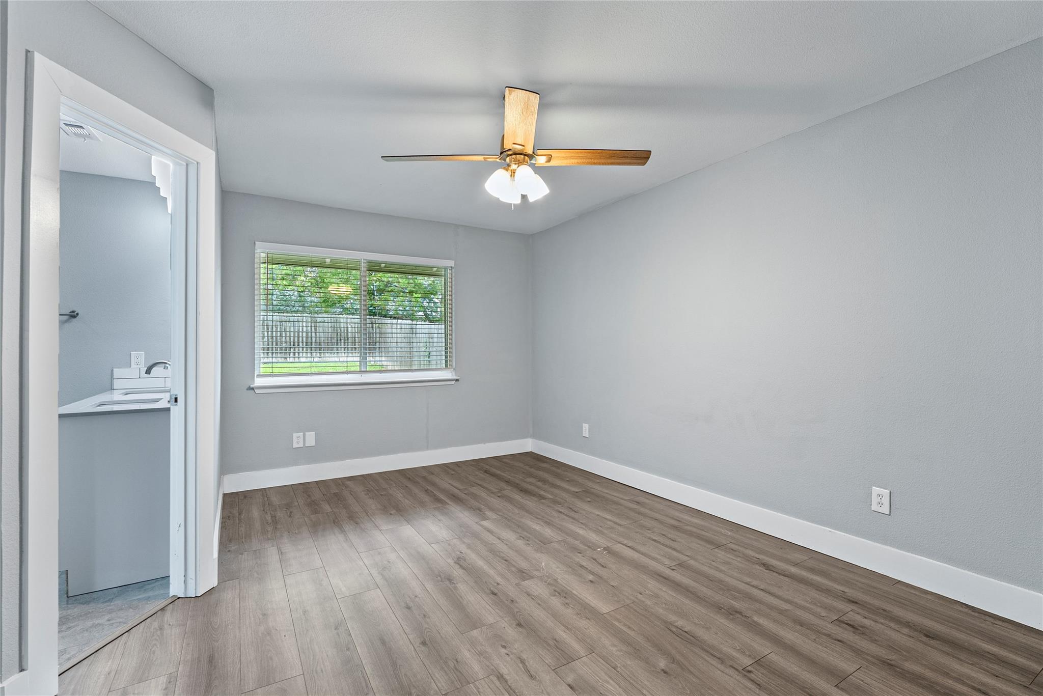 6208 Parliament Dr, Austin, TX 78724