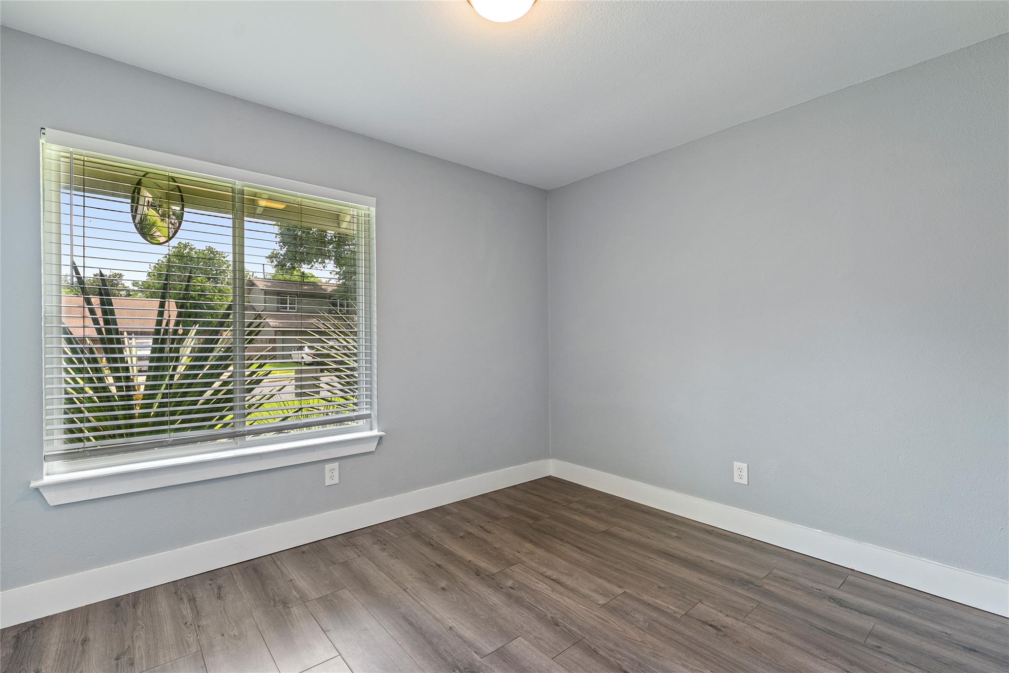 6208 Parliament Dr, Austin, TX 78724