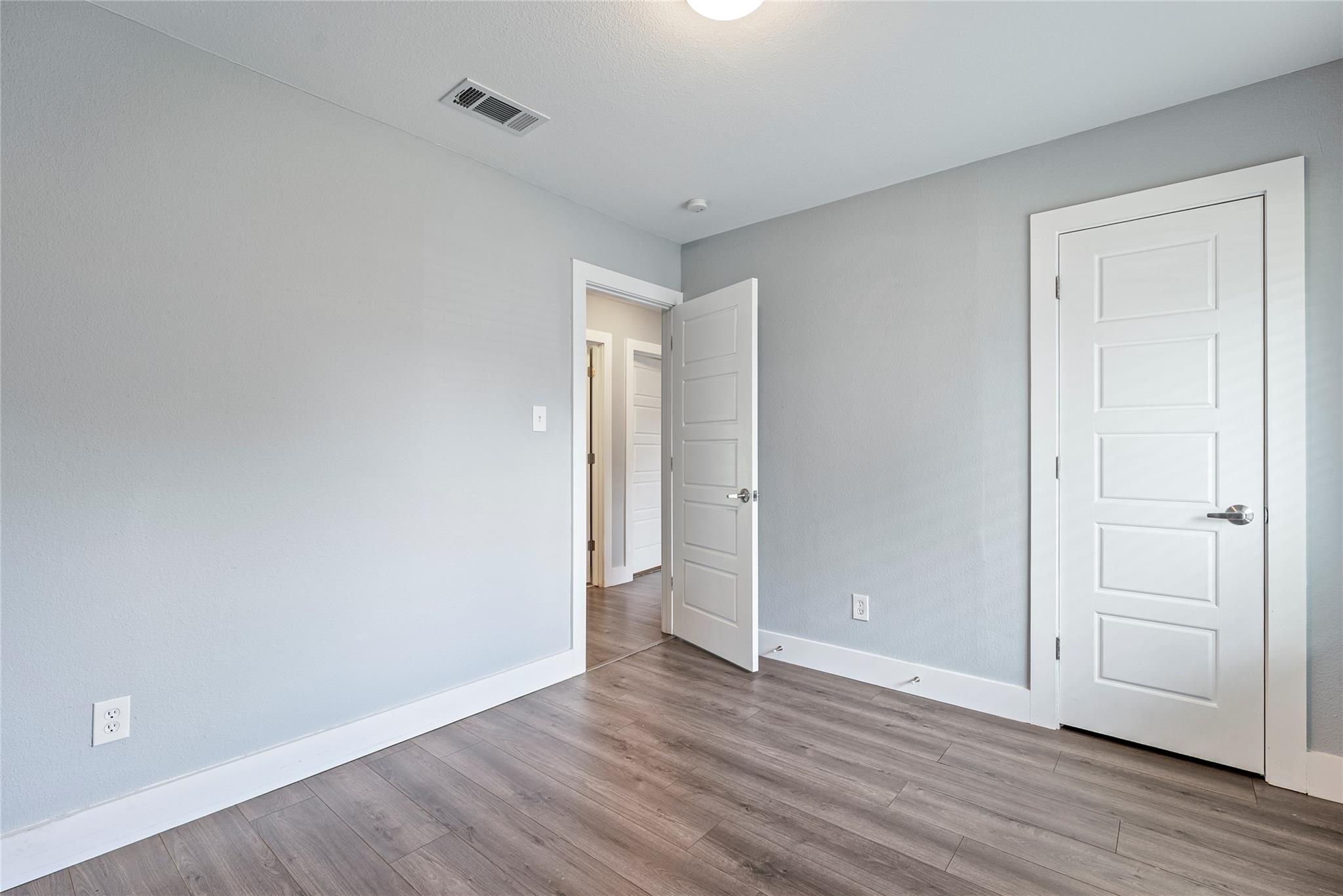 6208 Parliament Dr, Austin, TX 78724