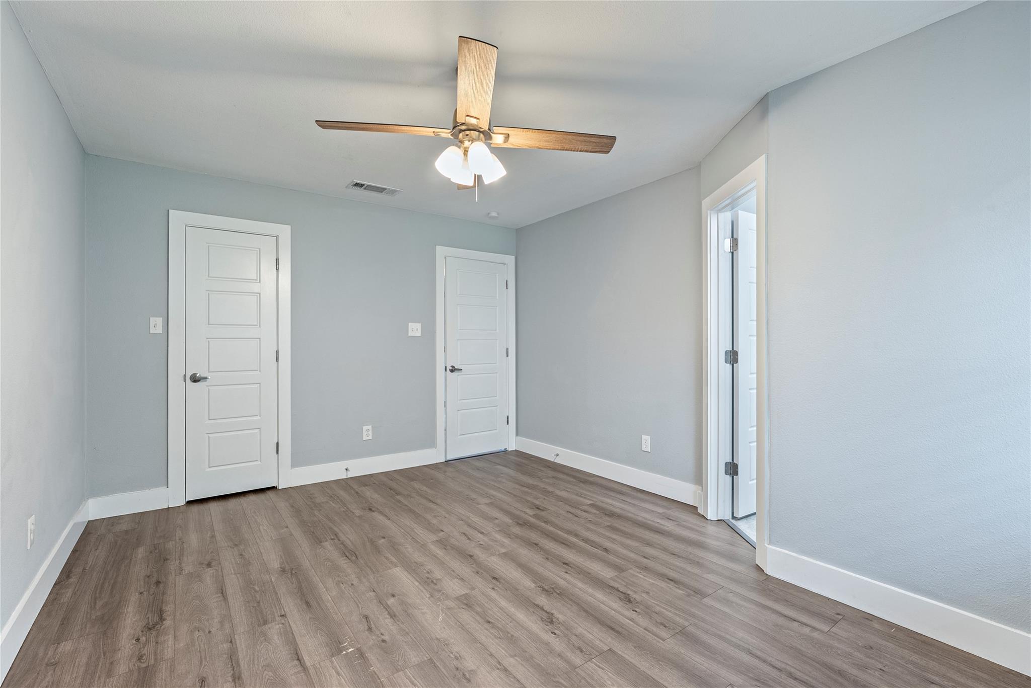 6208 Parliament Dr, Austin, TX 78724
