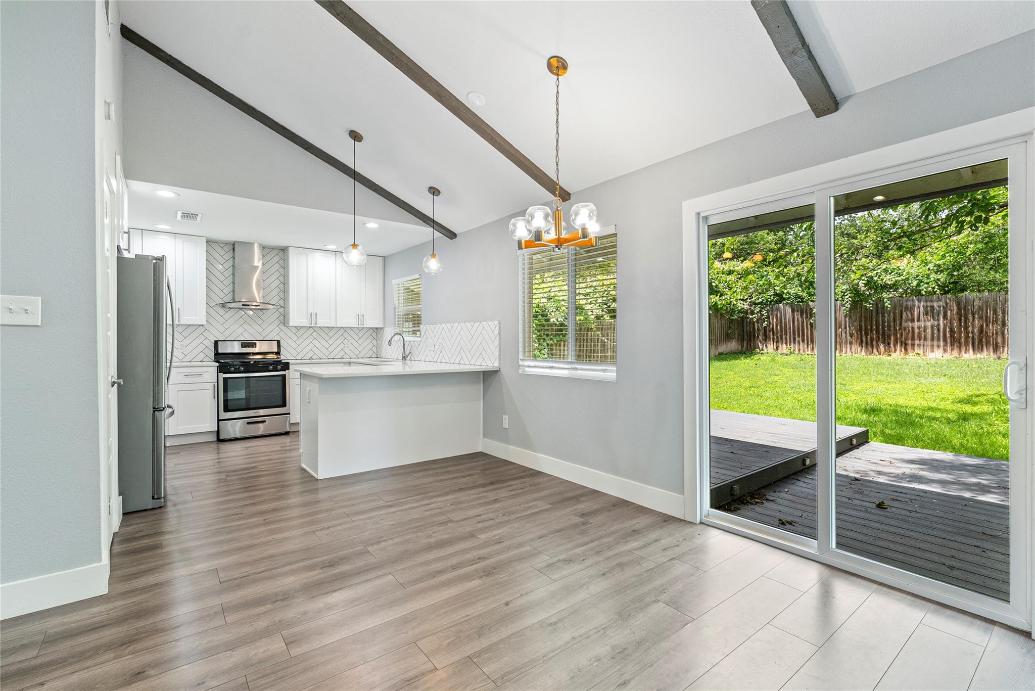 6208 Parliament Dr, Austin, TX 78724