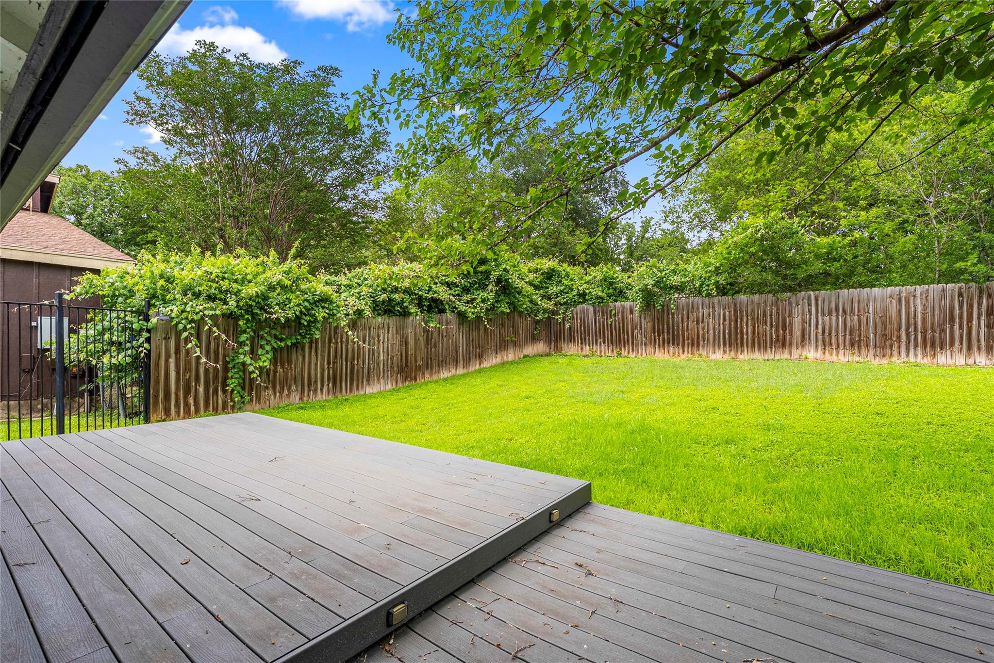 6208 Parliament Dr, Austin, TX 78724