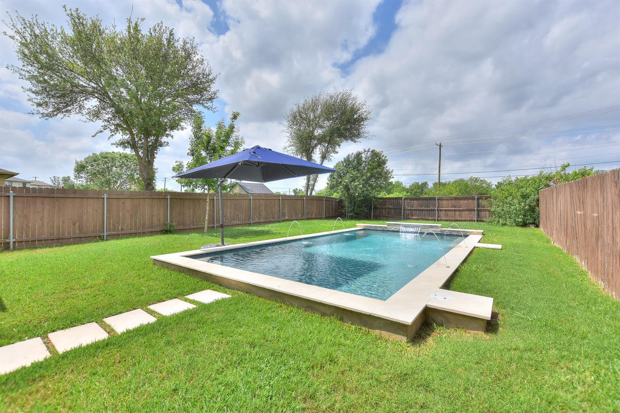 74 Jan Ln, Georgetown, TX 78626