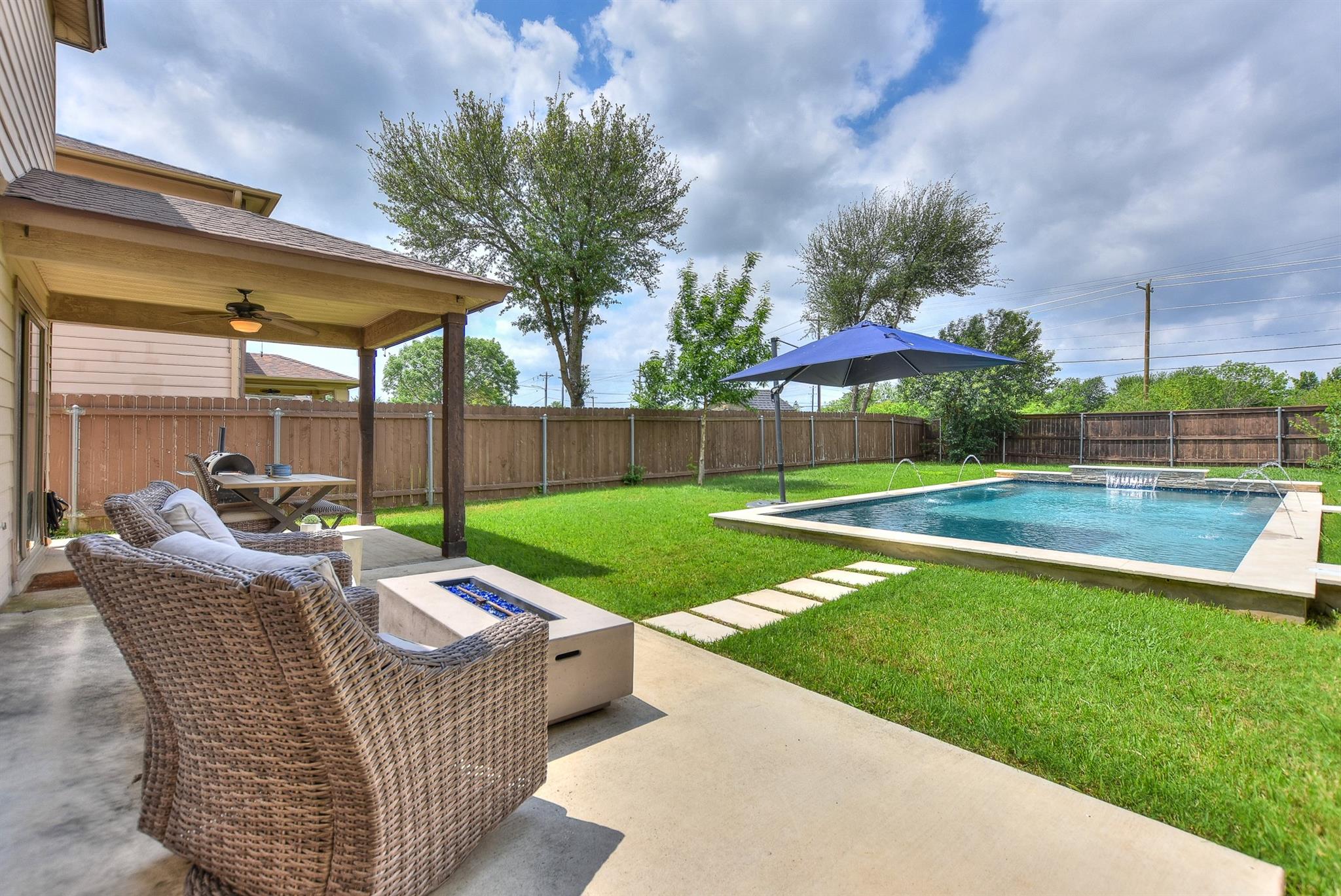 74 Jan Ln, Georgetown, TX 78626