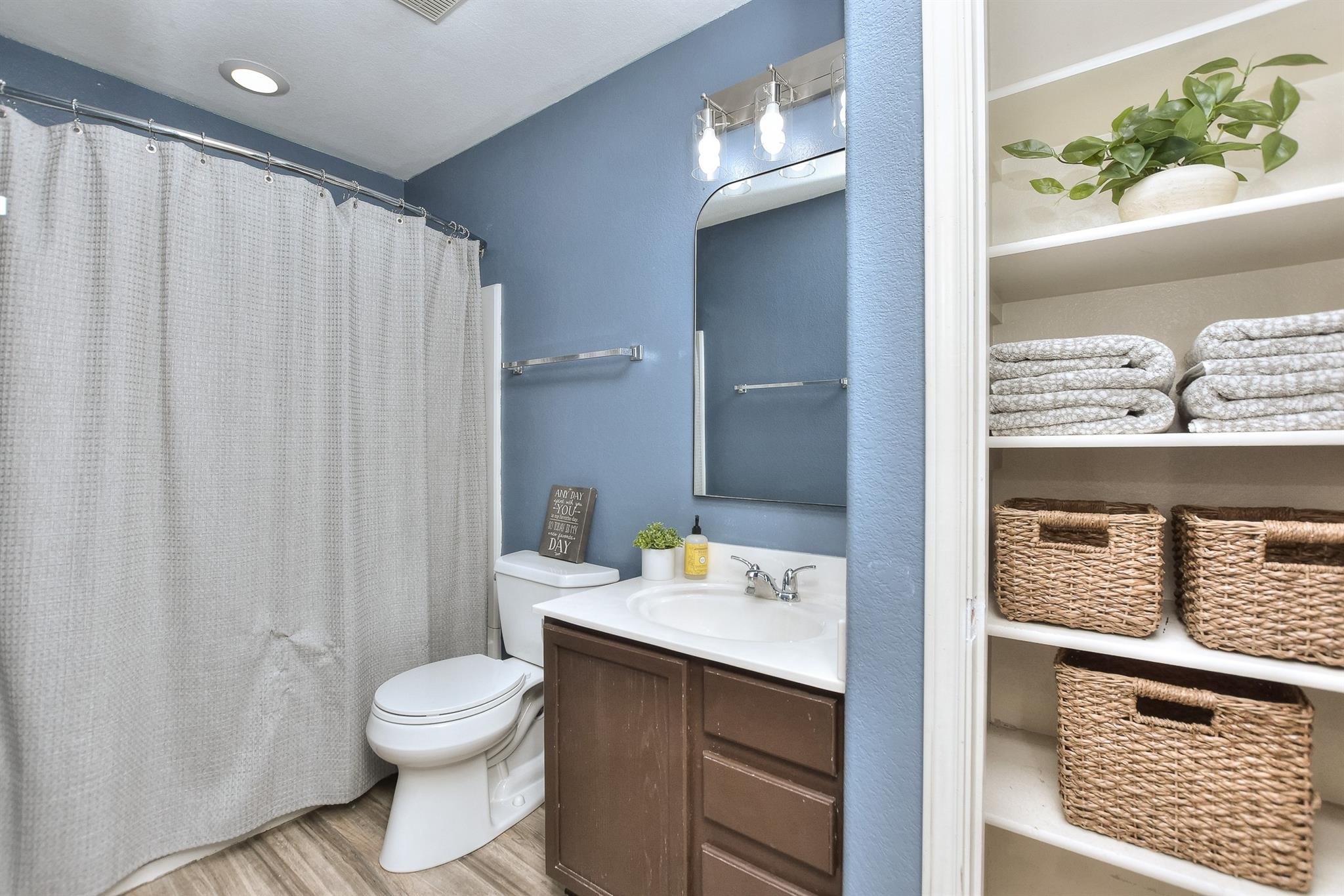 74 Jan Ln, Georgetown, TX 78626