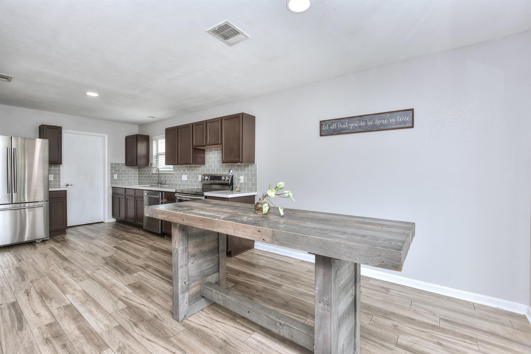 74 Jan Ln, Georgetown, TX 78626