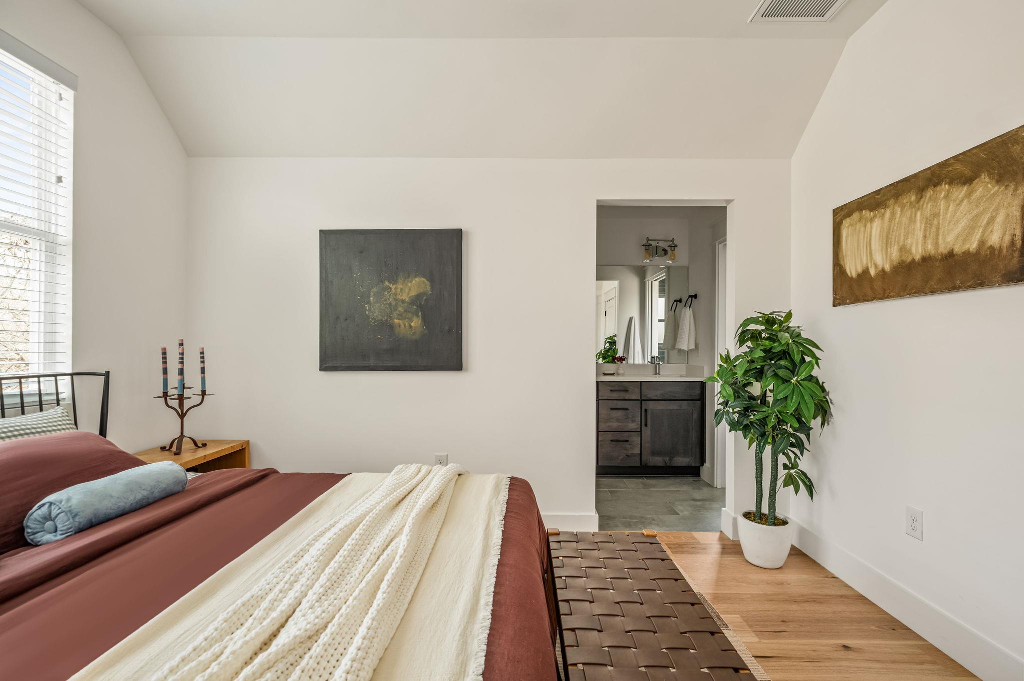 3304 Hollywood Ave # 2, Austin, TX 78722