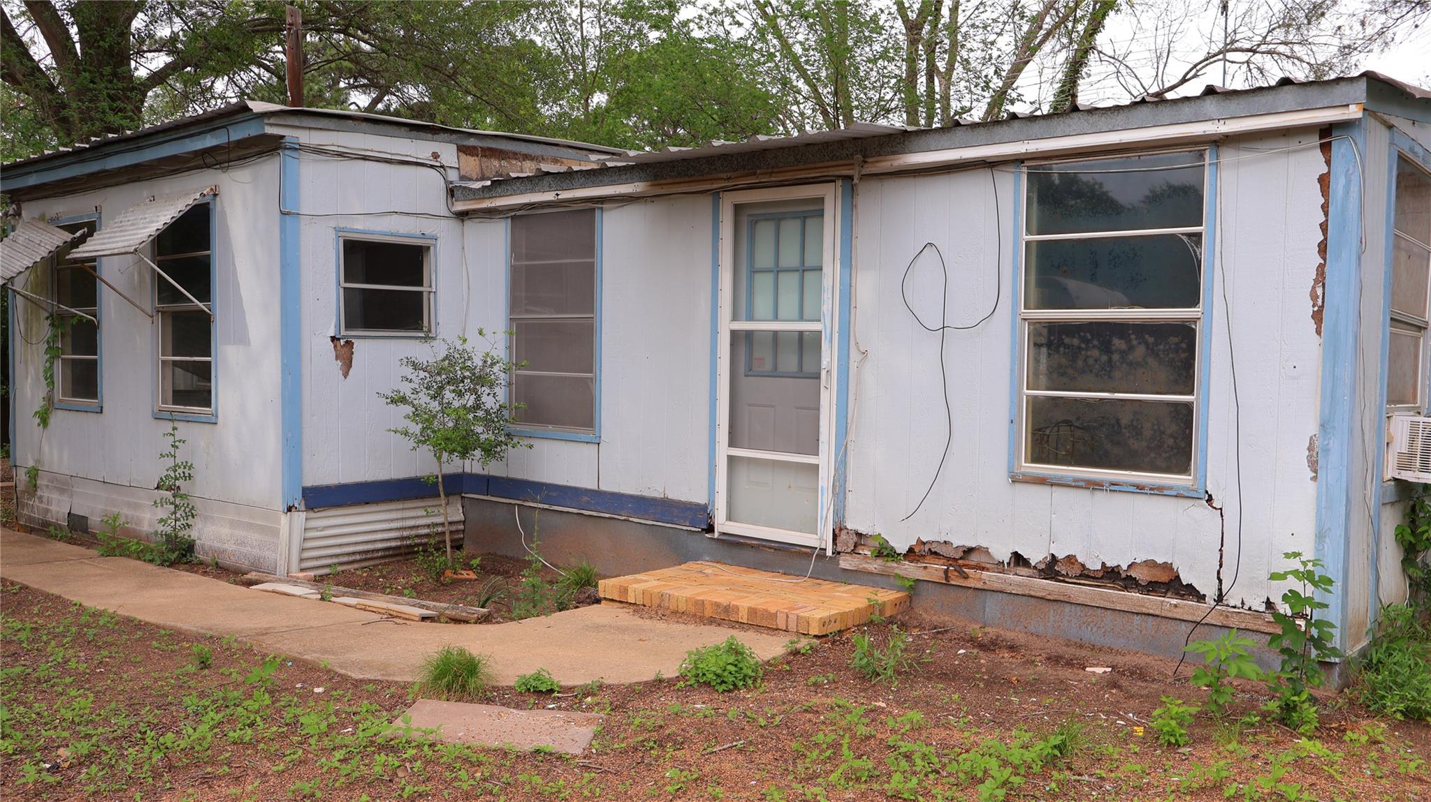 175 Ash St, Bastrop, TX 78602