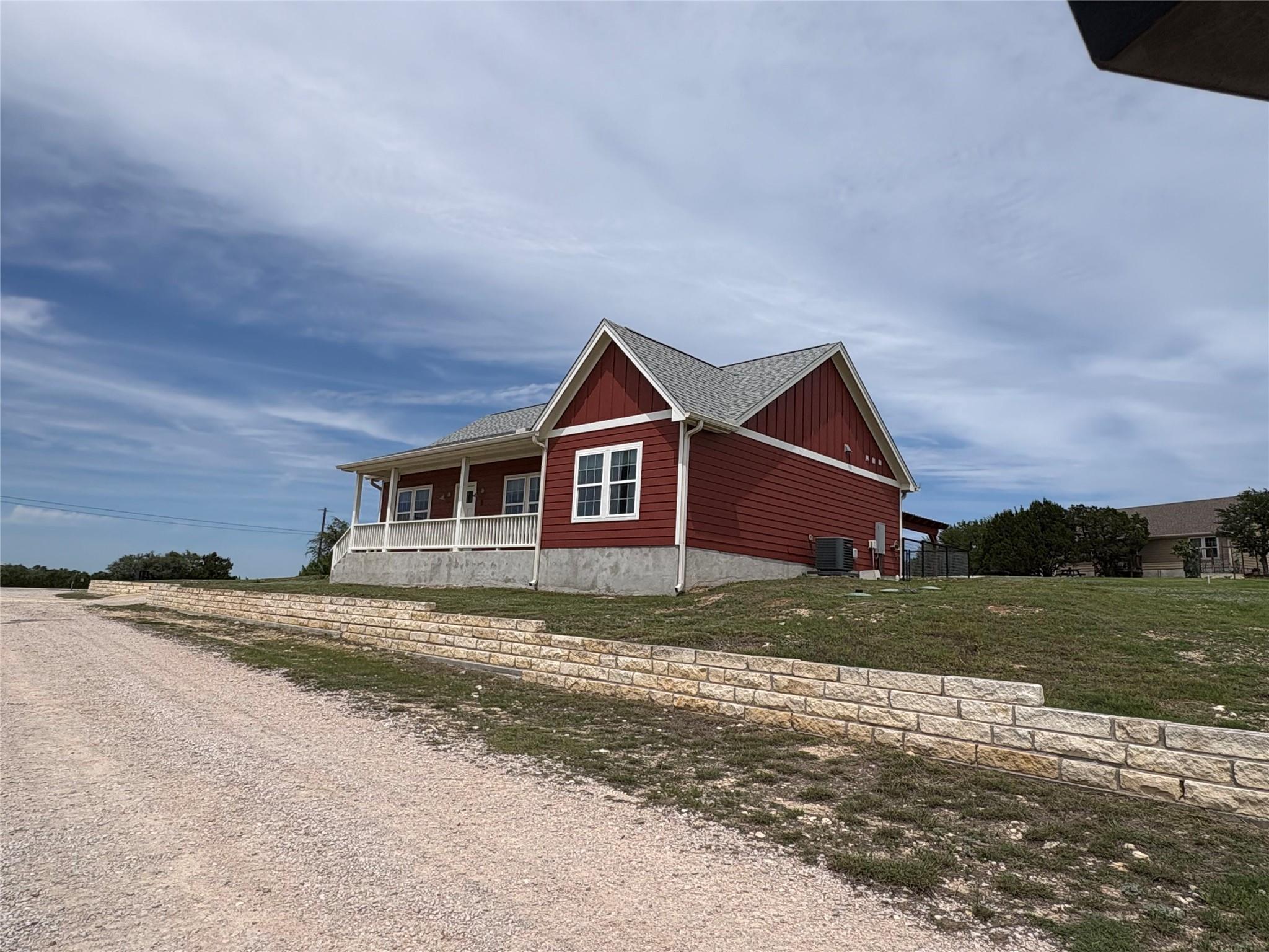 500 Harmon Hills Cv # B, Dripping Springs, TX 78620