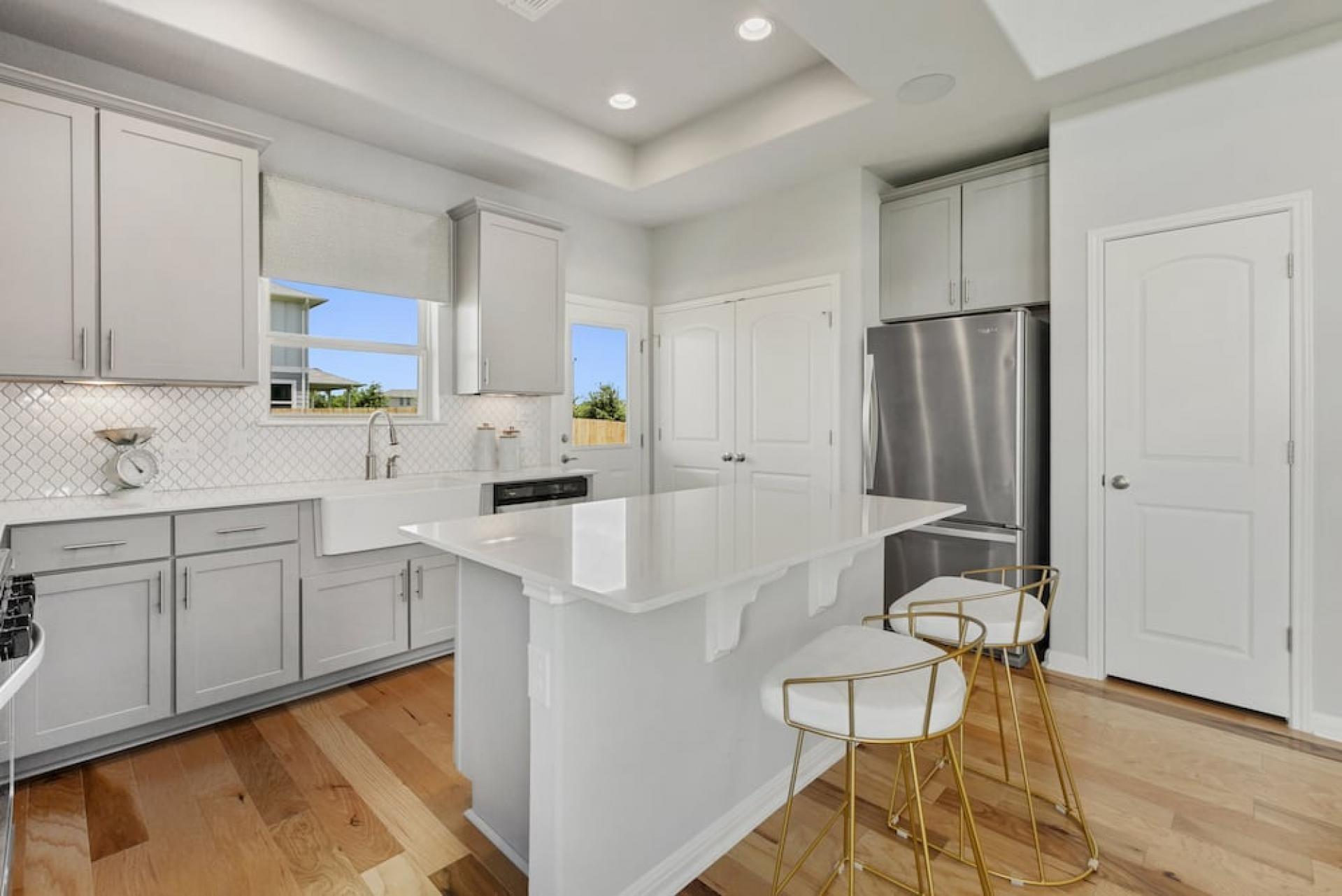 10021 Dawn Pearl Dr, Austin, TX 78748