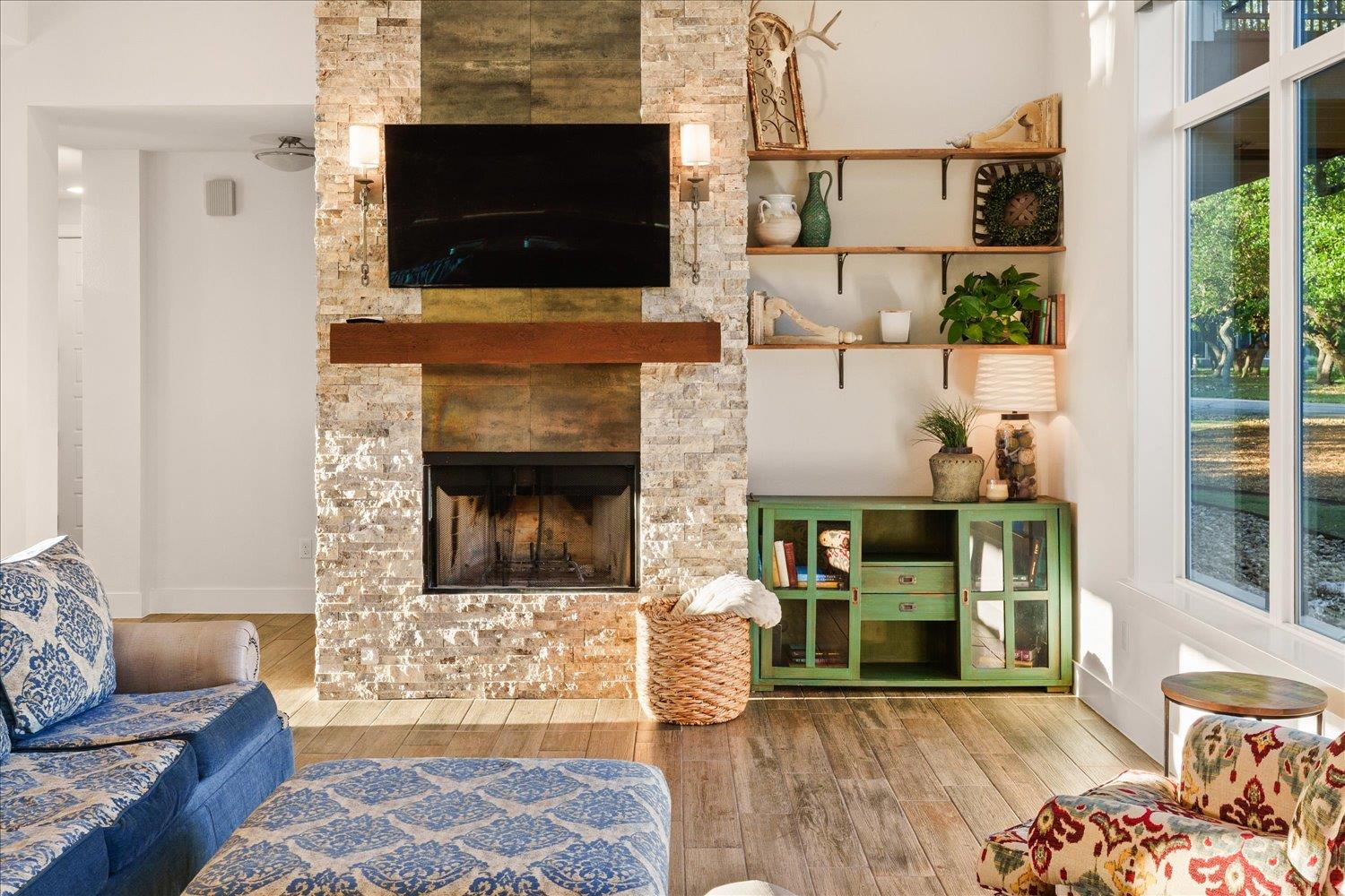 625B Las Colinas Dr, Wimberley, TX 78676