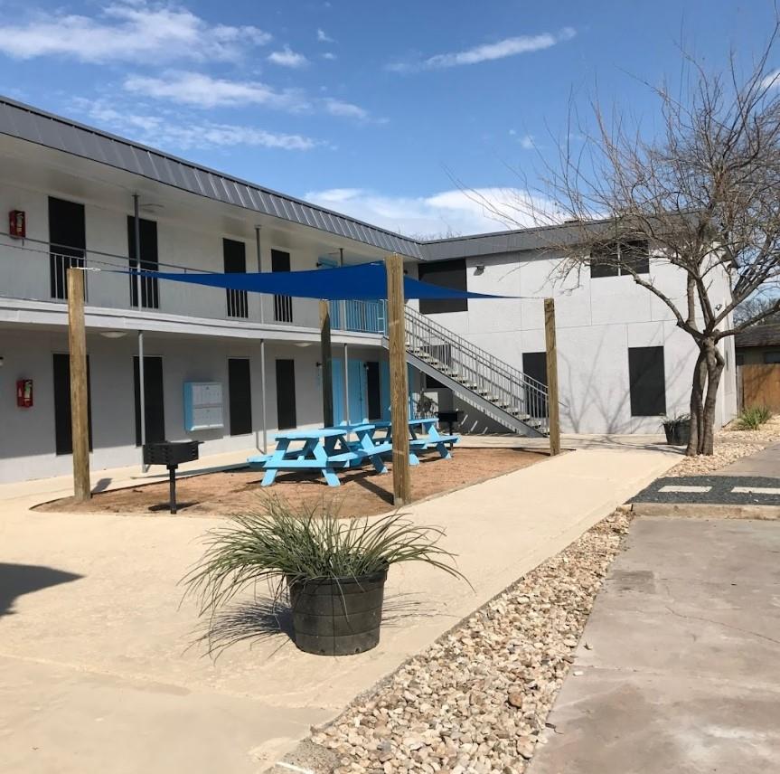 7304 Twin Crest Dr # 105, Austin, TX 78752