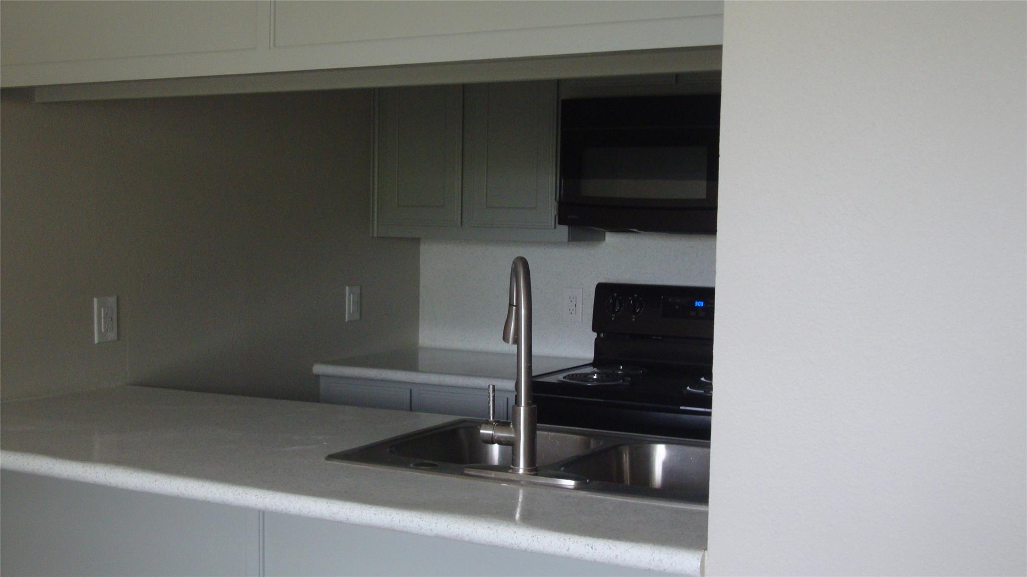 20802 Bonanza St # 3, Lago Vista, TX 78645