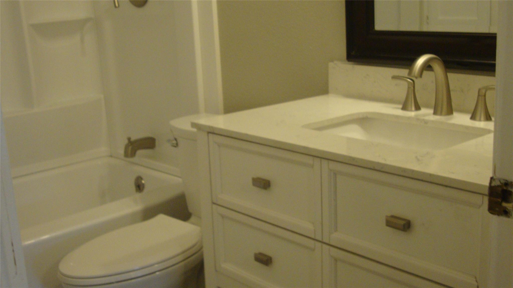 20802 Bonanza St # 3, Lago Vista, TX 78645