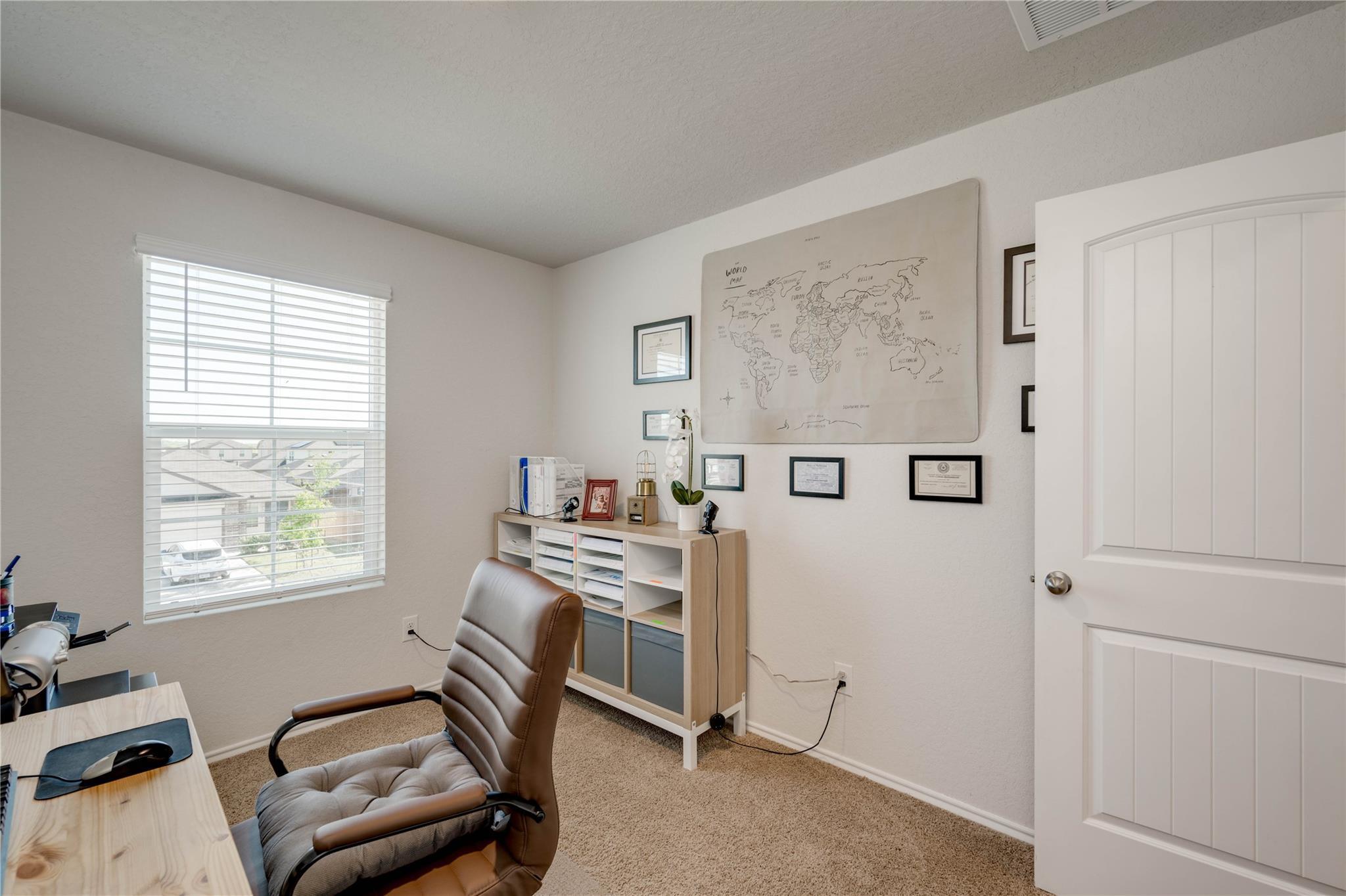 216 Skipping Stone Ln, San Marcos, TX 78666