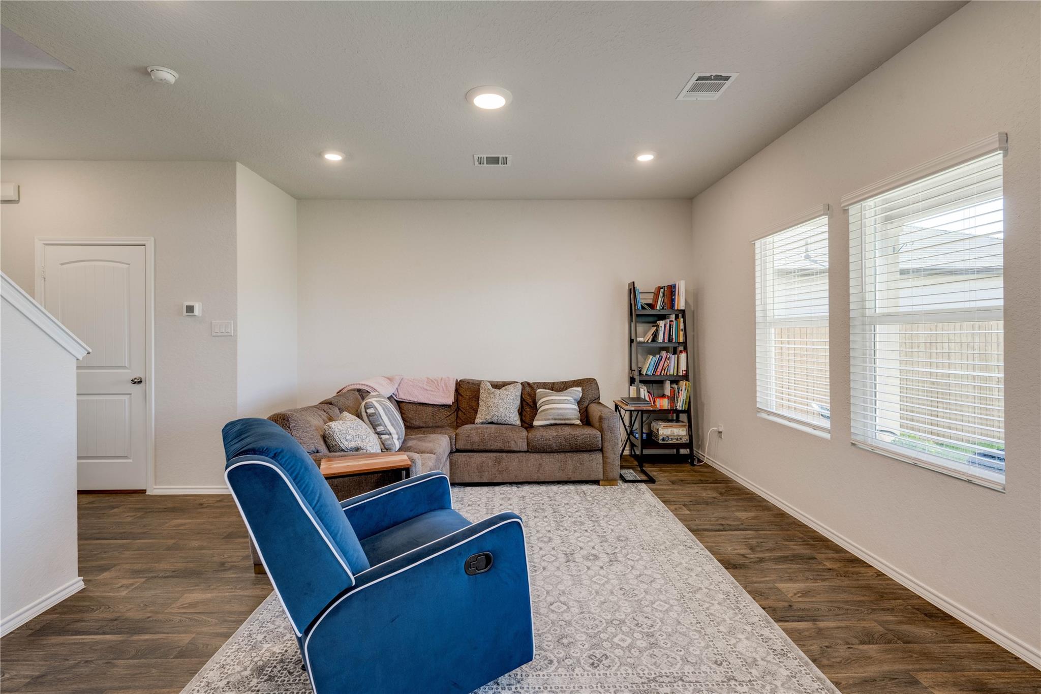 216 Skipping Stone Ln, San Marcos, TX 78666