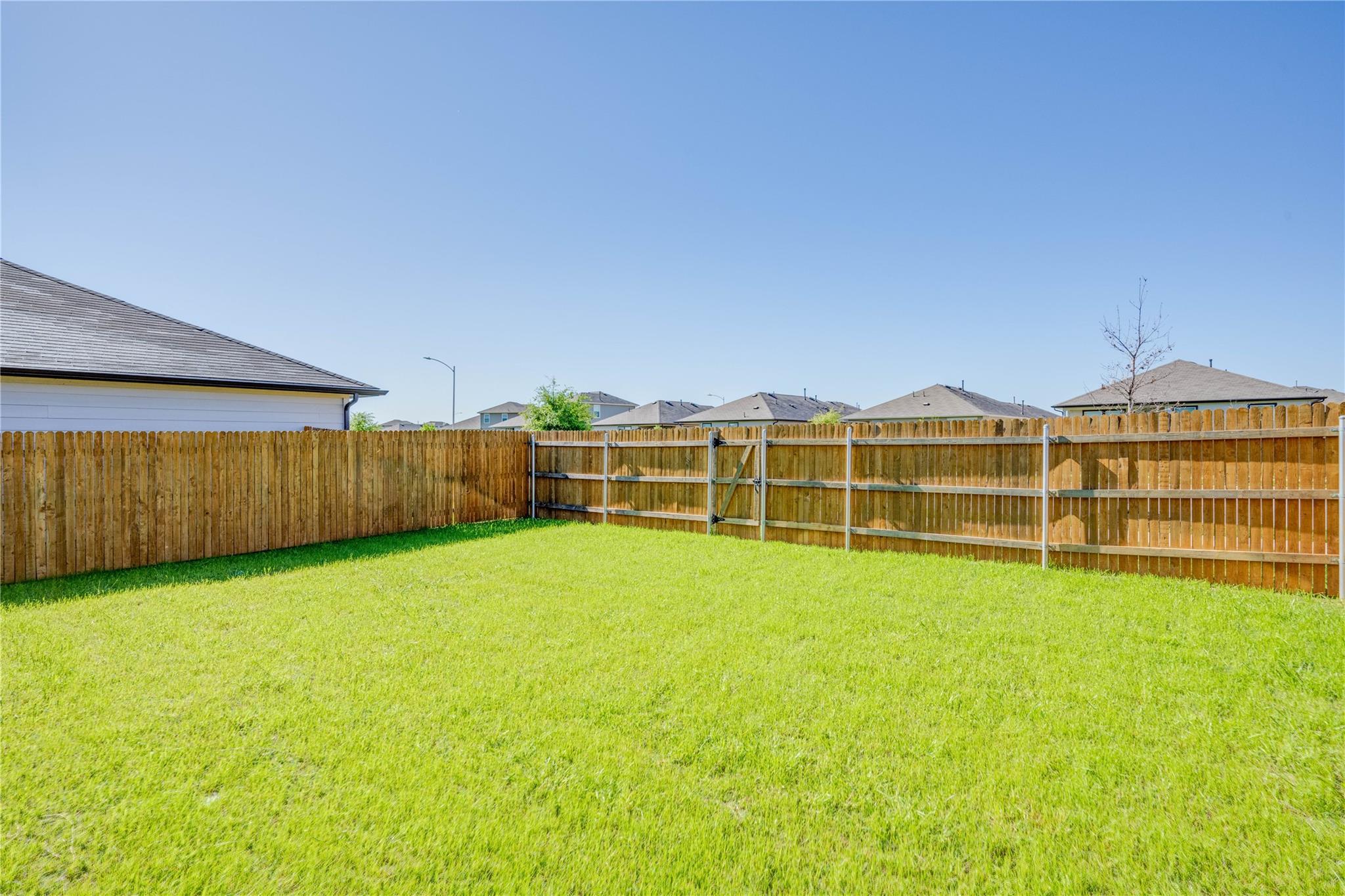 216 Skipping Stone Ln, San Marcos, TX 78666