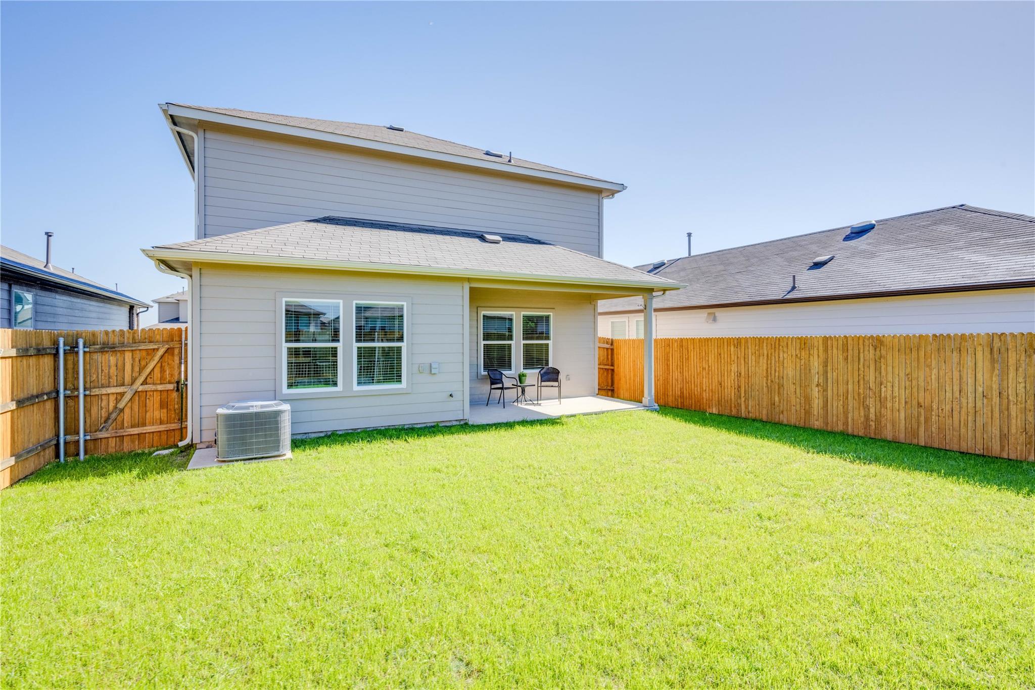 216 Skipping Stone Ln, San Marcos, TX 78666