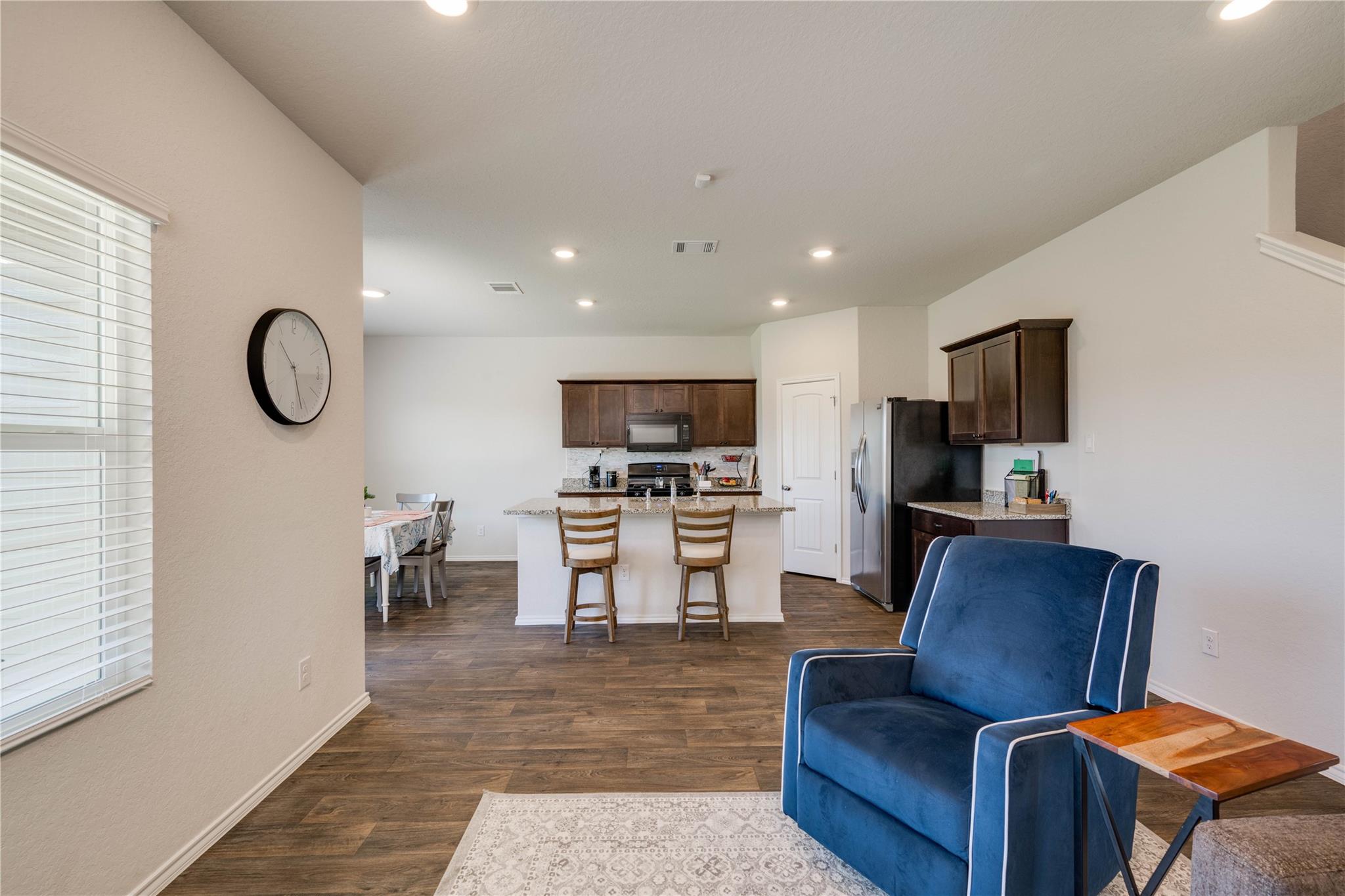 216 Skipping Stone Ln, San Marcos, TX 78666