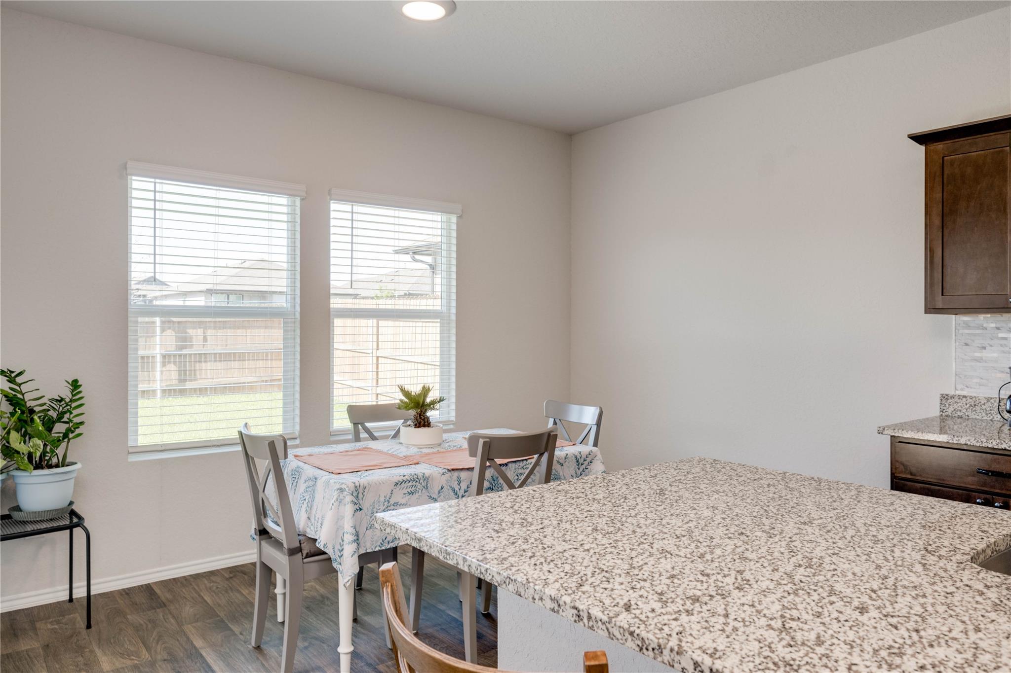 216 Skipping Stone Ln, San Marcos, TX 78666