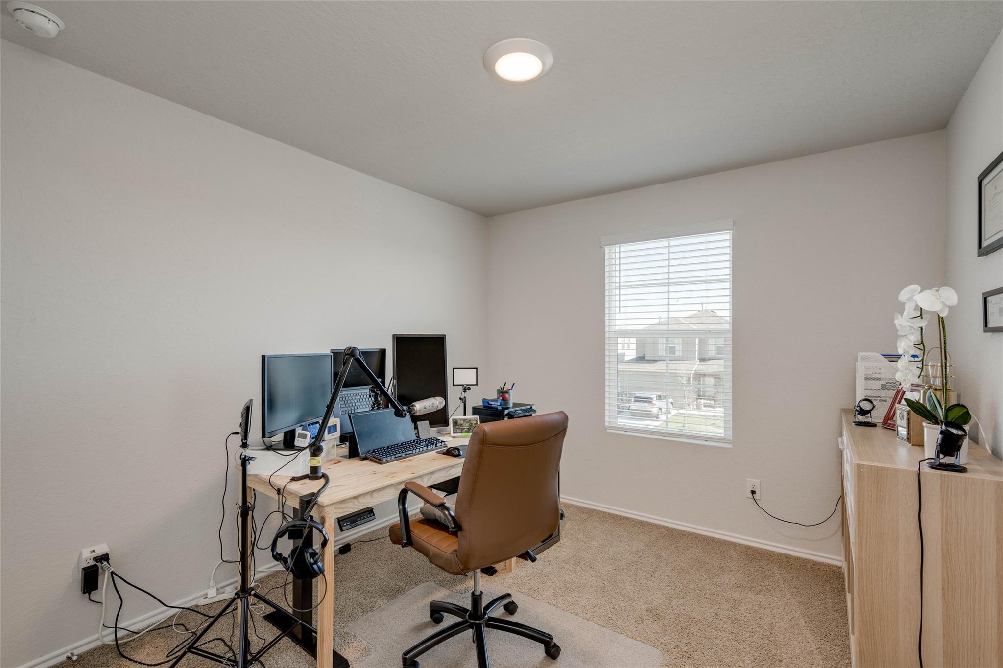 216 Skipping Stone Ln, San Marcos, TX 78666