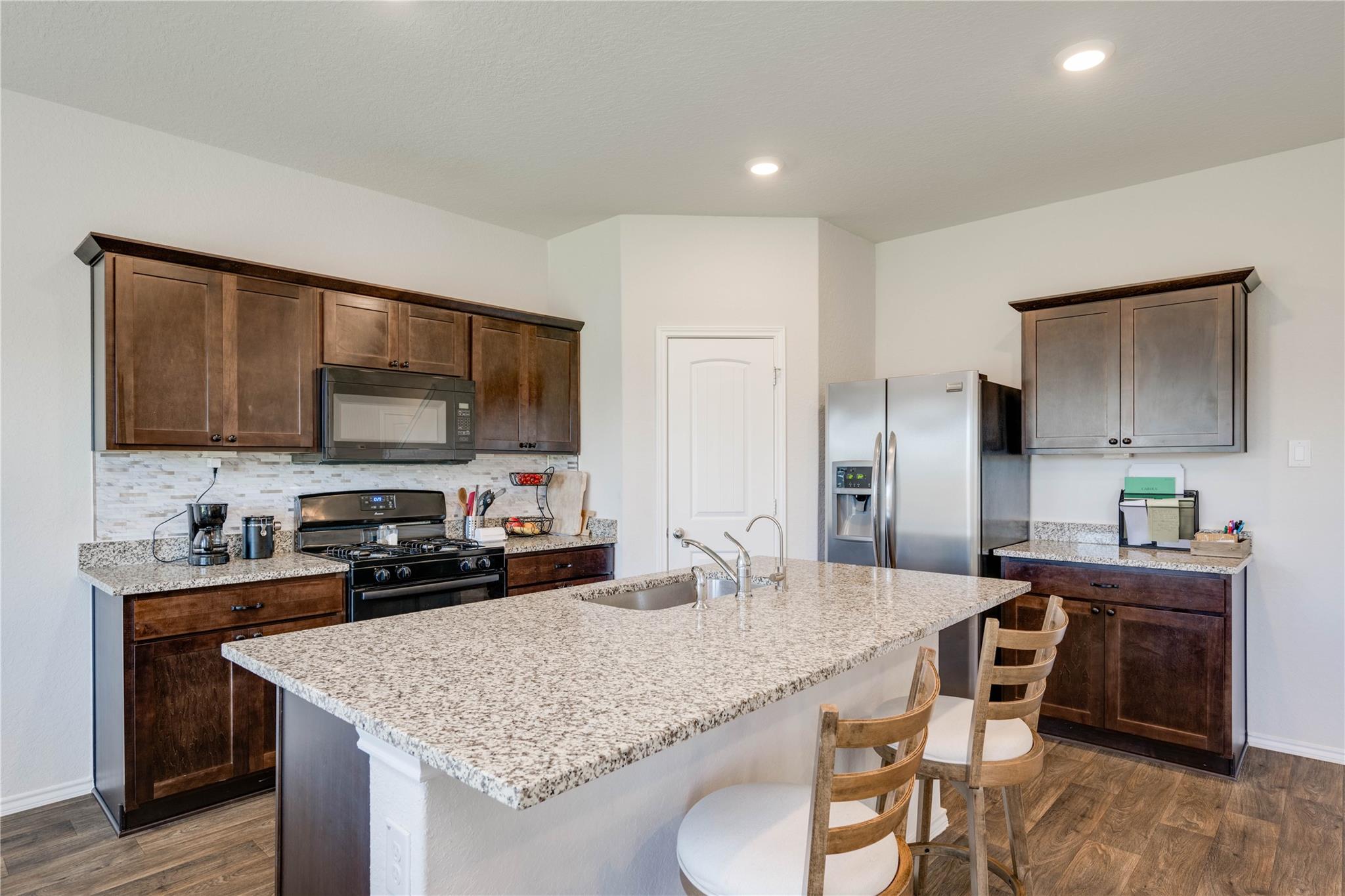 216 Skipping Stone Ln, San Marcos, TX 78666