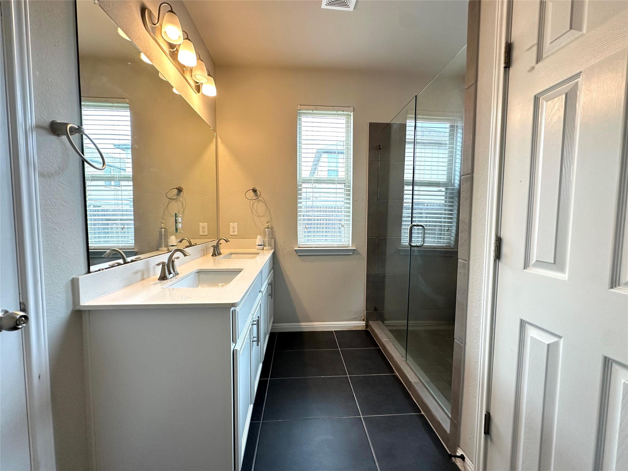 3240 E Whitestone Blvd # 95, Cedar Park, TX 78613