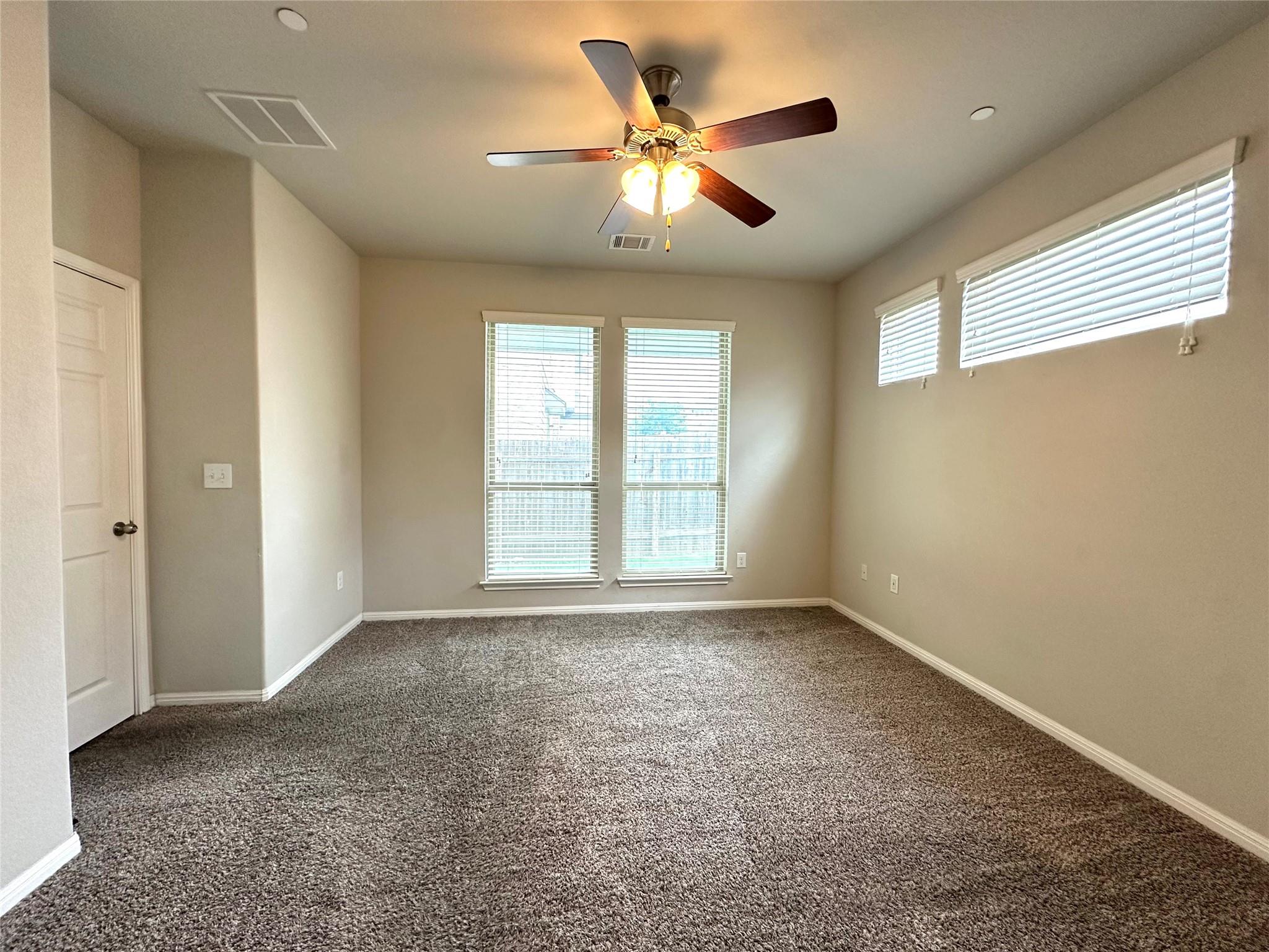 3240 E Whitestone Blvd # 95, Cedar Park, TX 78613