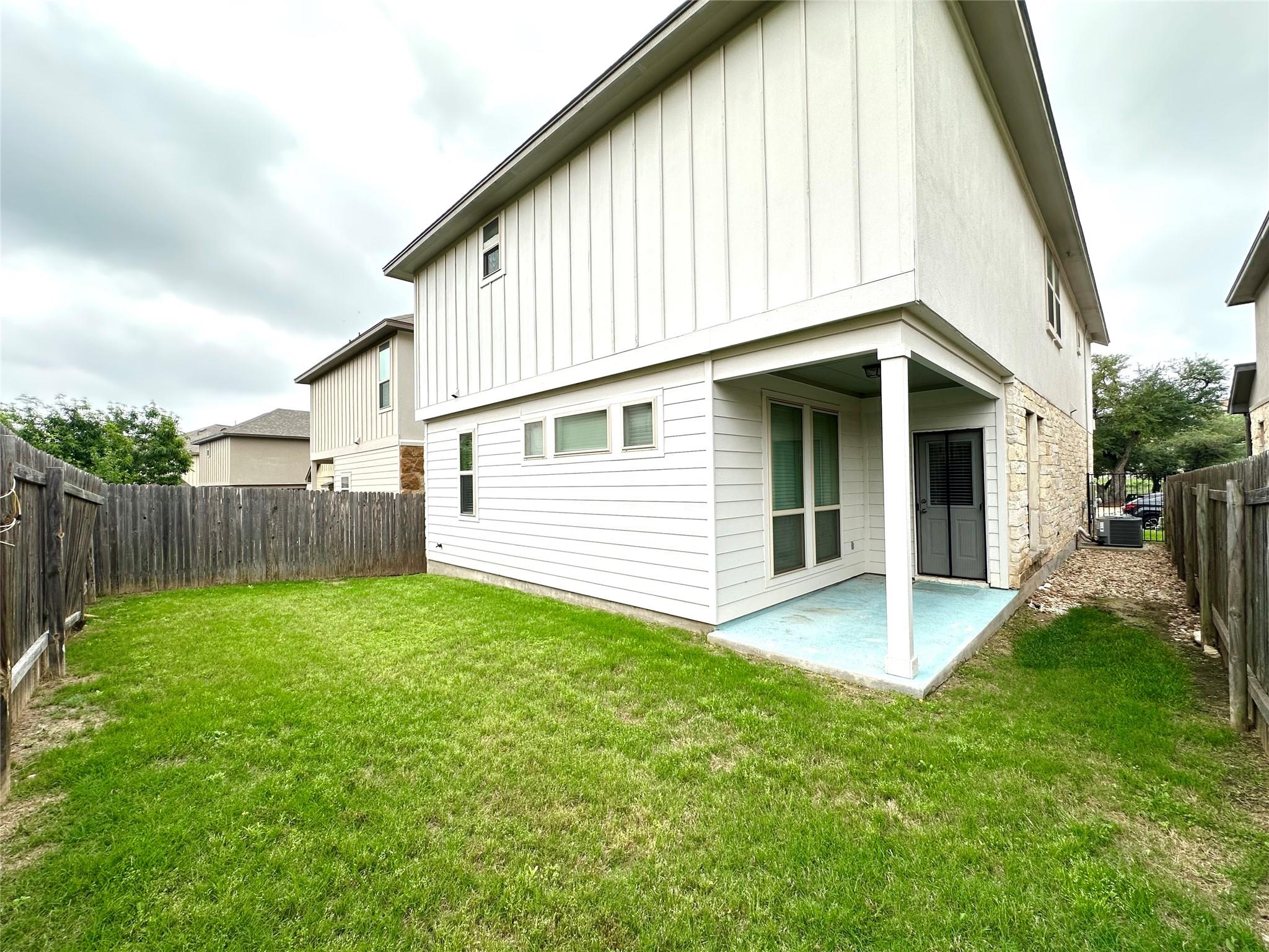 3240 E Whitestone Blvd # 95, Cedar Park, TX 78613