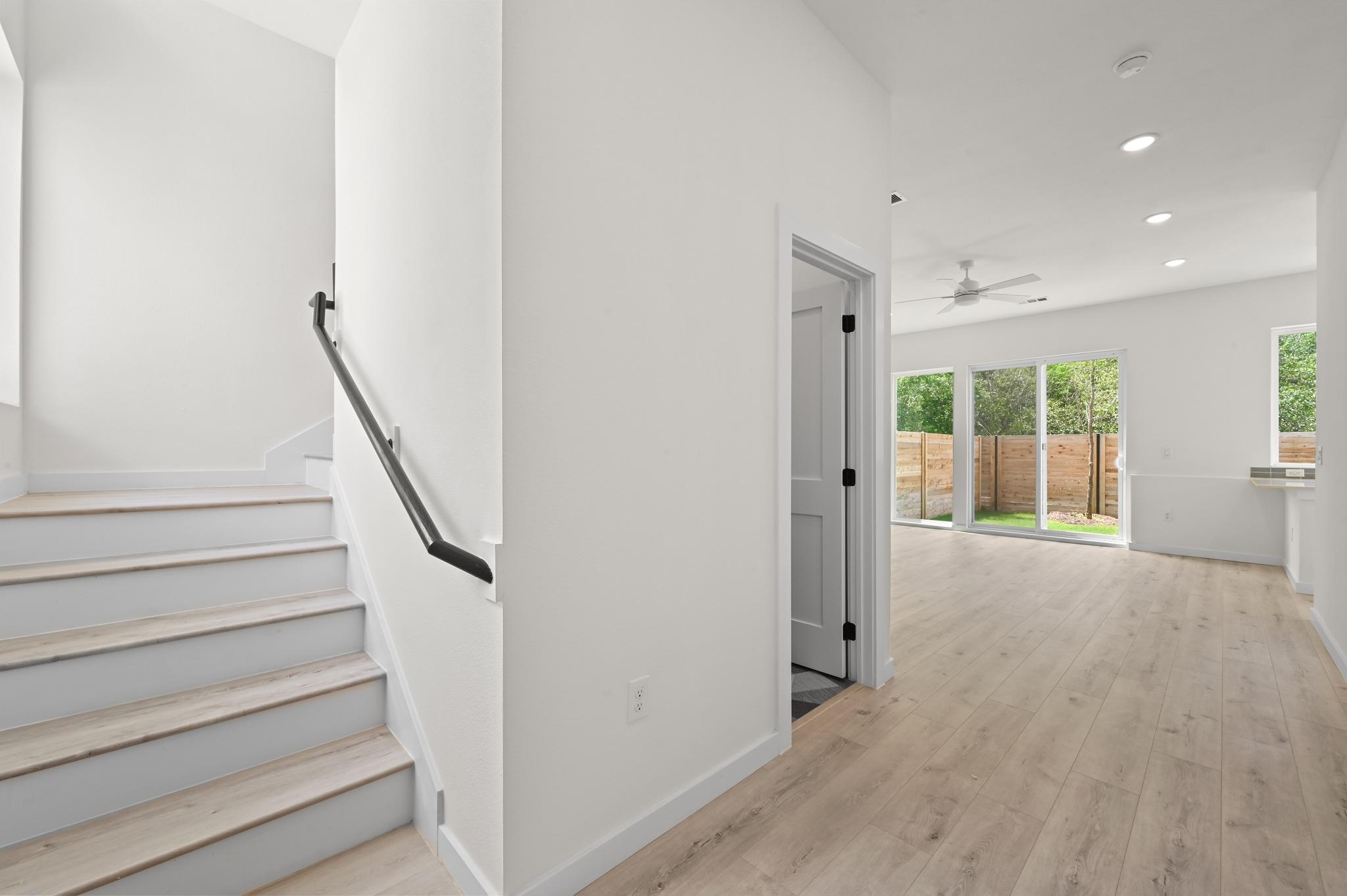 2000 Riverside Farms Rd # 18101, Austin, TX 78741