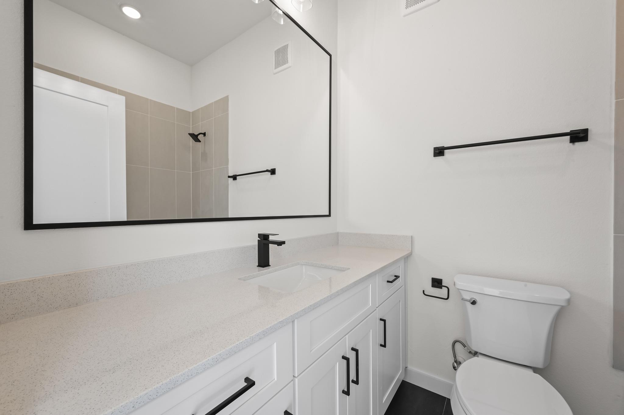 2000 Riverside Farms Rd # 18101, Austin, TX 78741