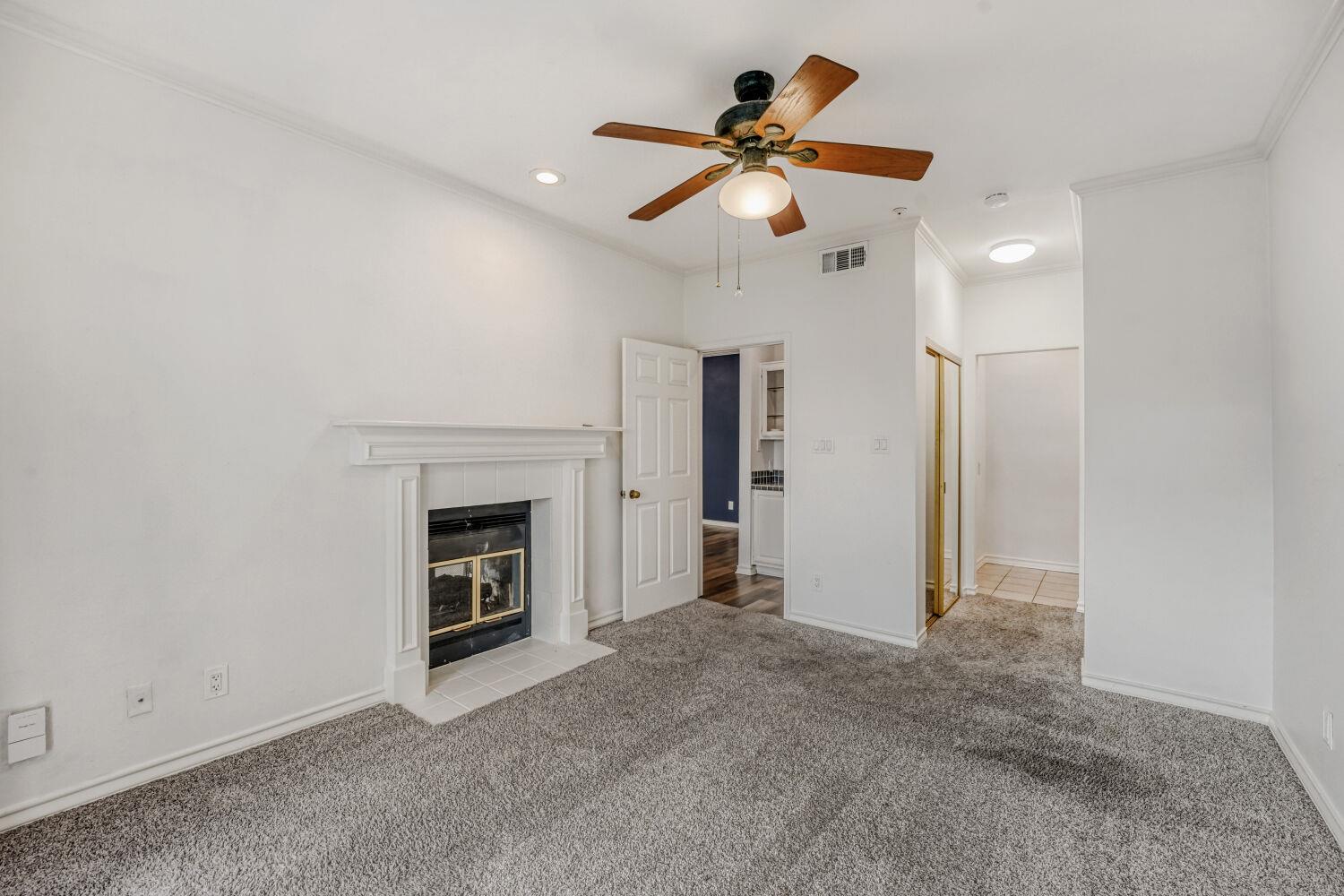 1741 Spyglass Dr # 1-233, Austin, TX 78746