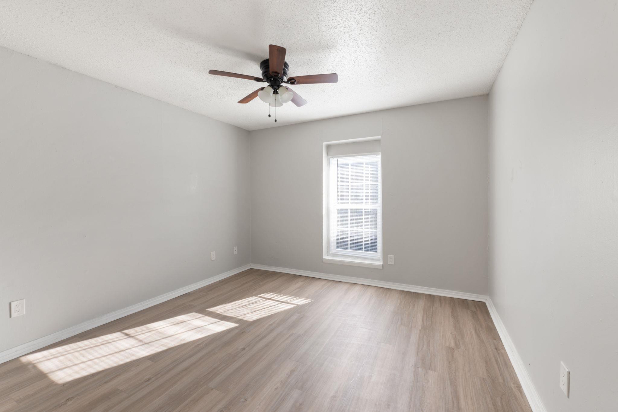 1720 Wooten Park Dr # 206, Austin, TX 78757