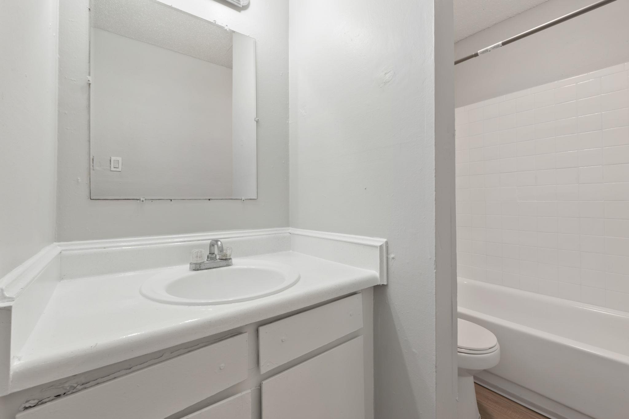 1720 Wooten Park Dr # 206, Austin, TX 78757