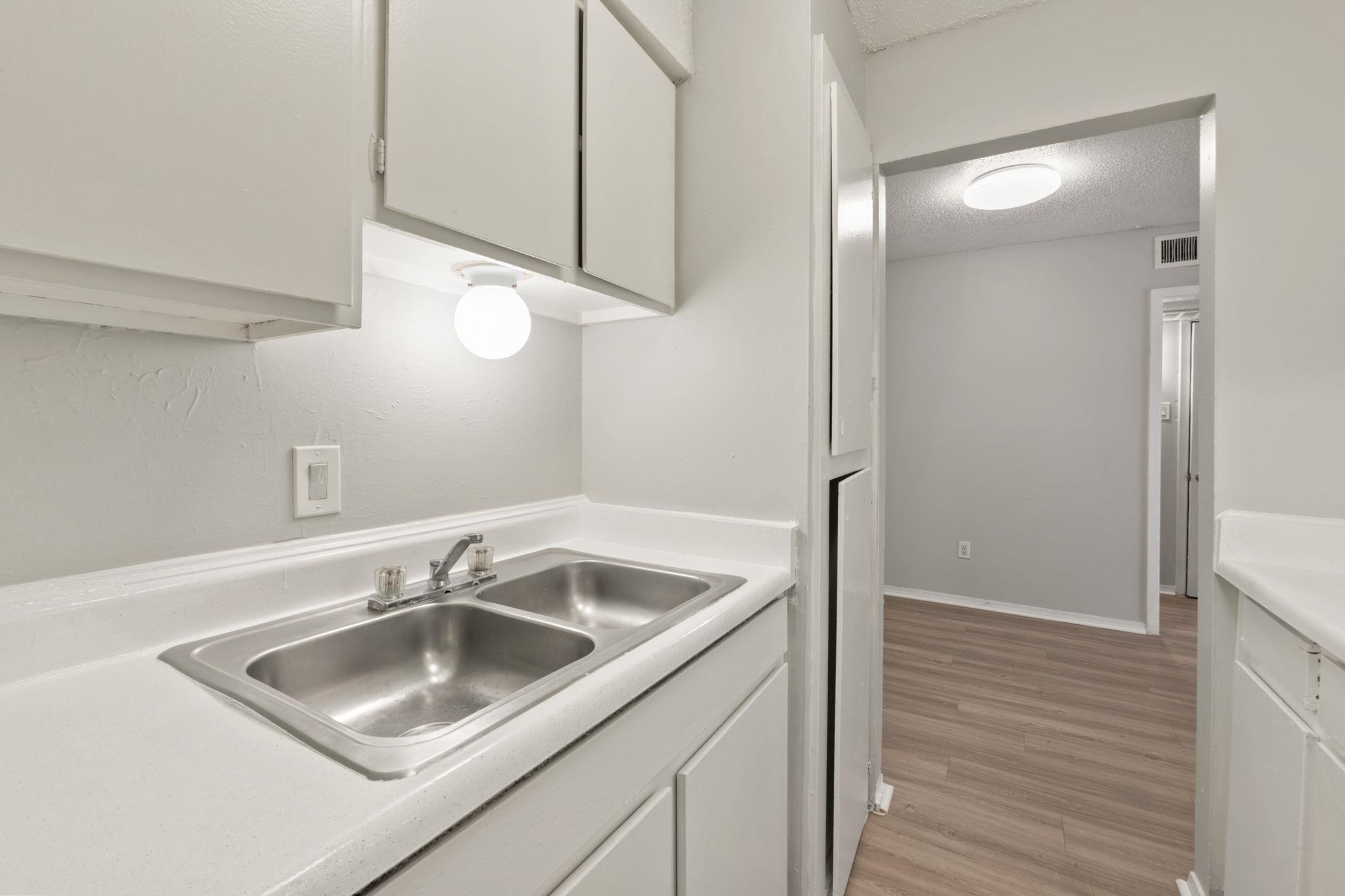 1720 Wooten Park Dr # 206, Austin, TX 78757