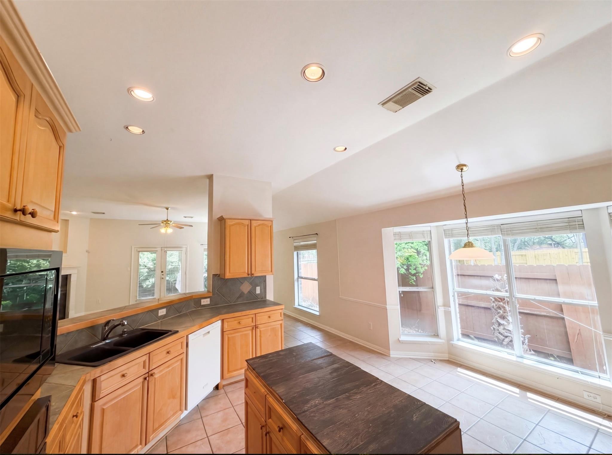 1400 Hunter Ace Way, Cedar Park, TX 78613
