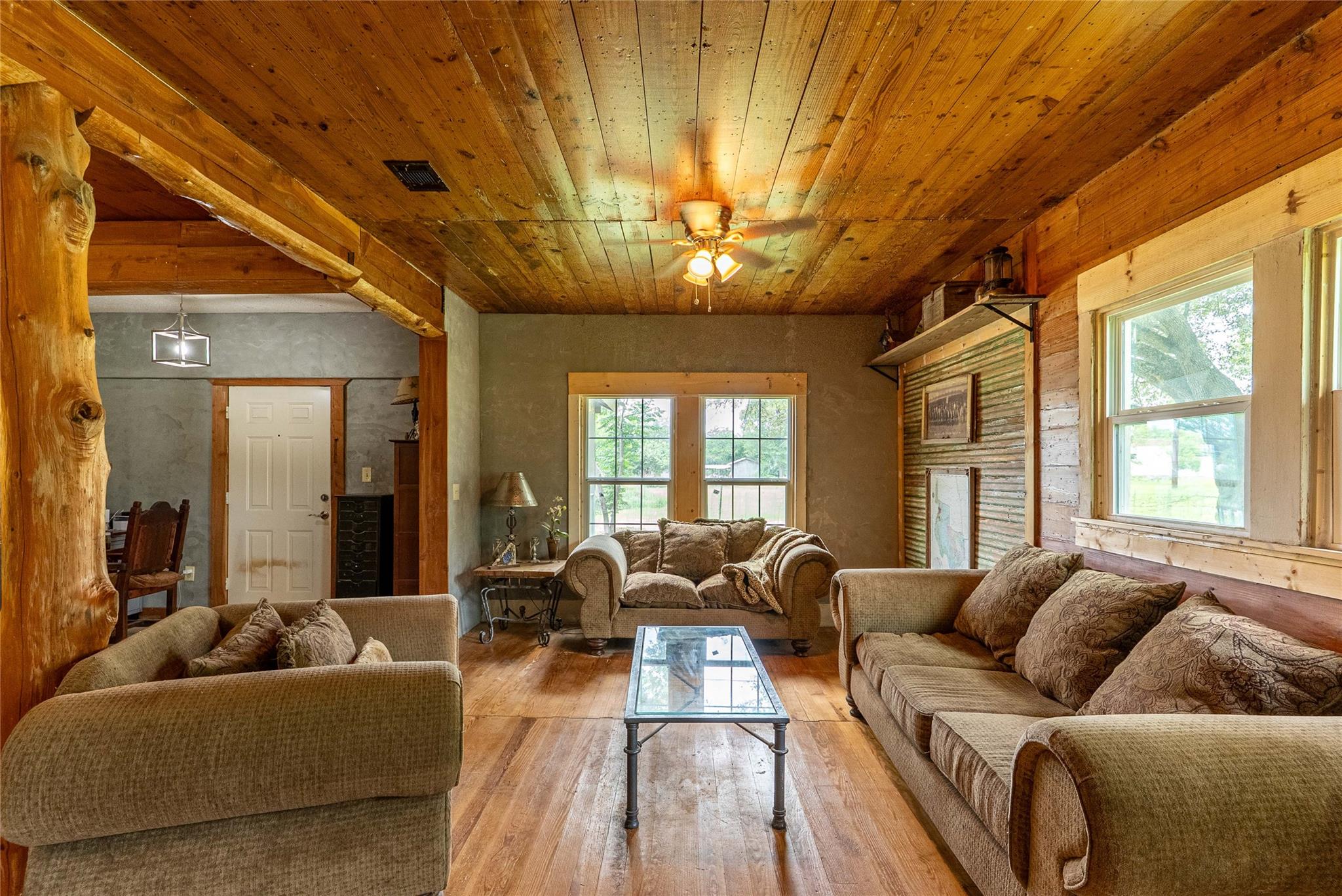 802 Smith Rd, Rockdale, TX 76567