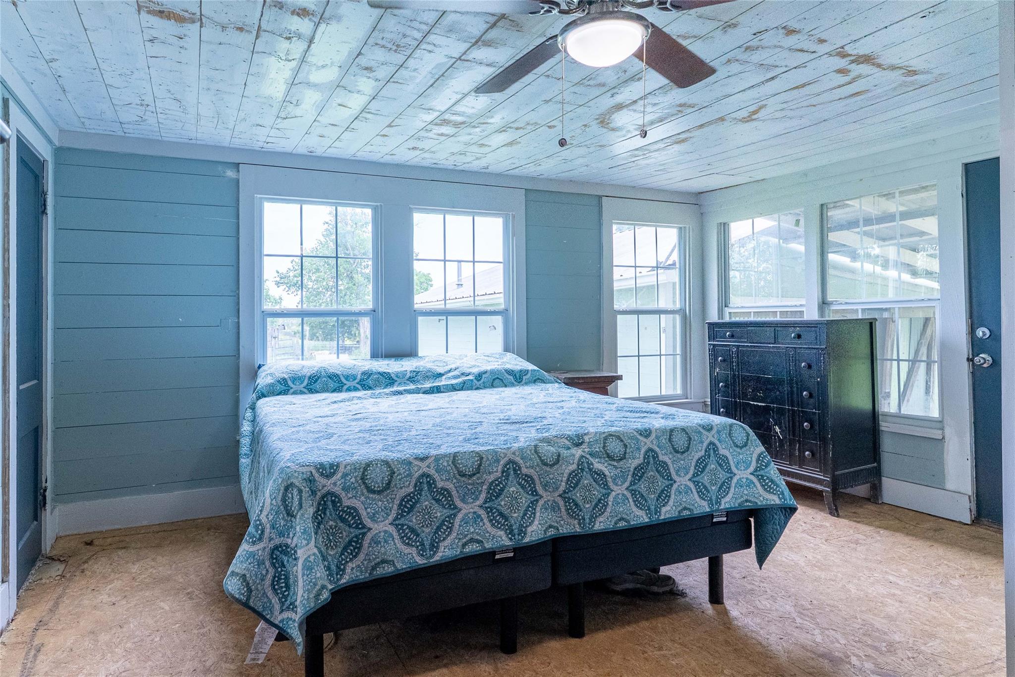 802 Smith Rd, Rockdale, TX 76567