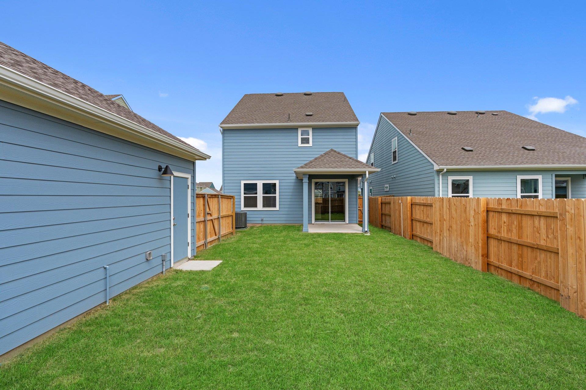 110 Cherry Blossom Ln, Taylor, TX 76574