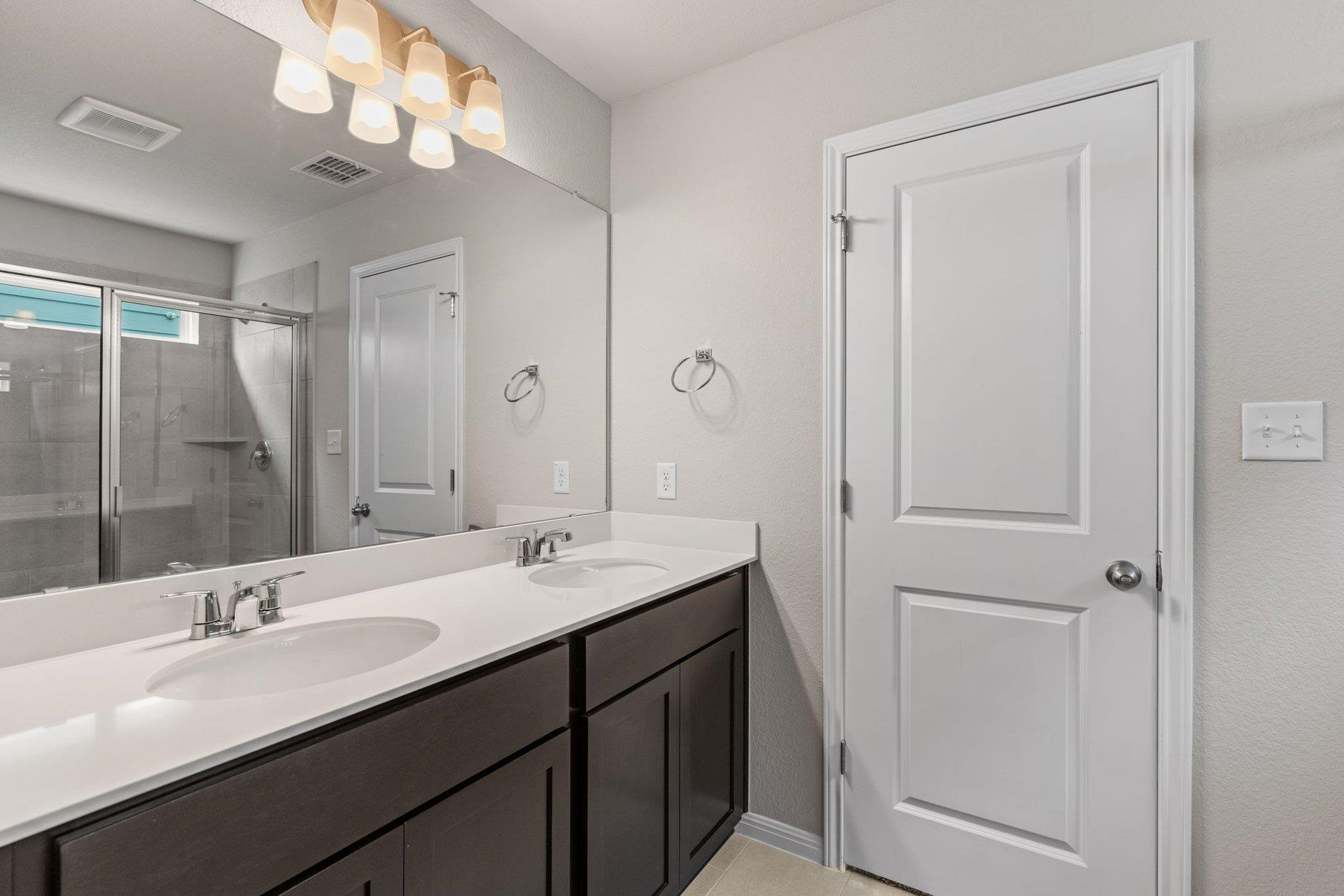 110 Cherry Blossom Ln, Taylor, TX 76574