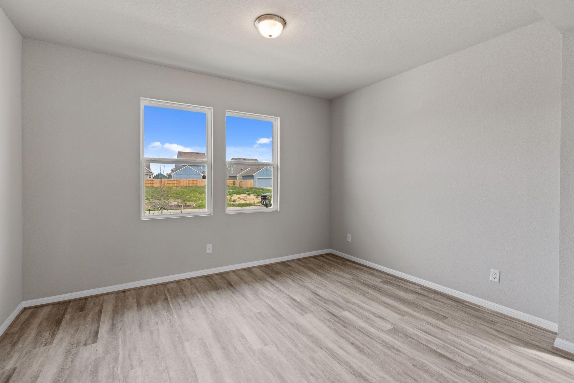 110 Cherry Blossom Ln, Taylor, TX 76574