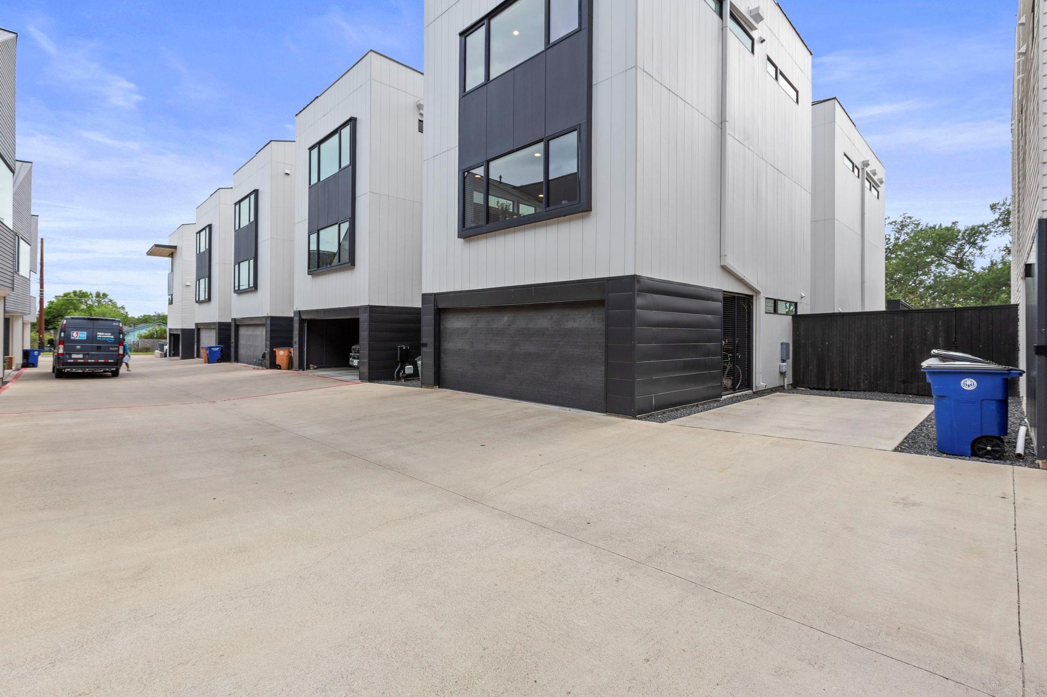 3406 E 17th St # 8, Austin, TX 78721
