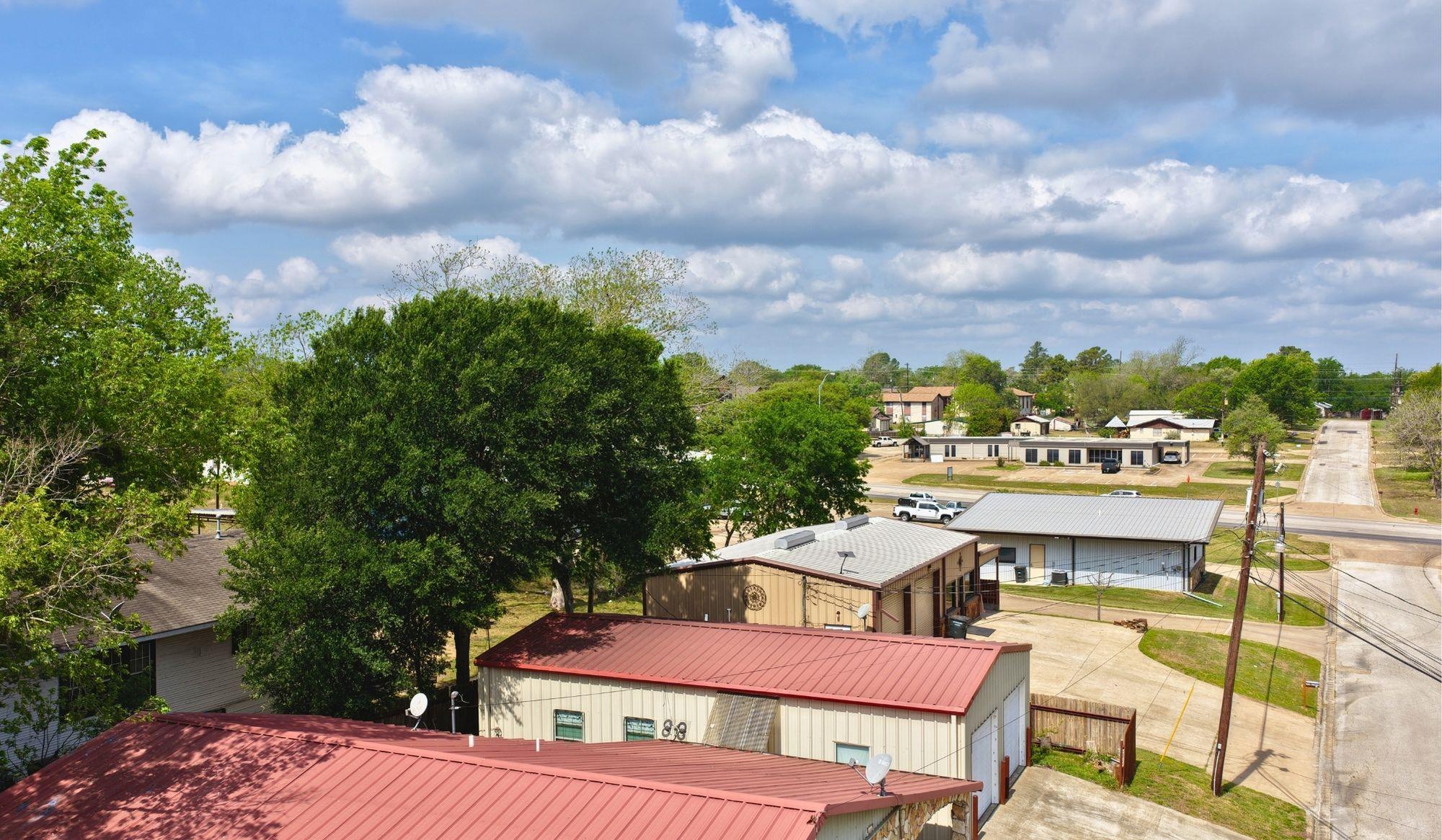 405 N Johnston Street, Caldwell, TX 77836