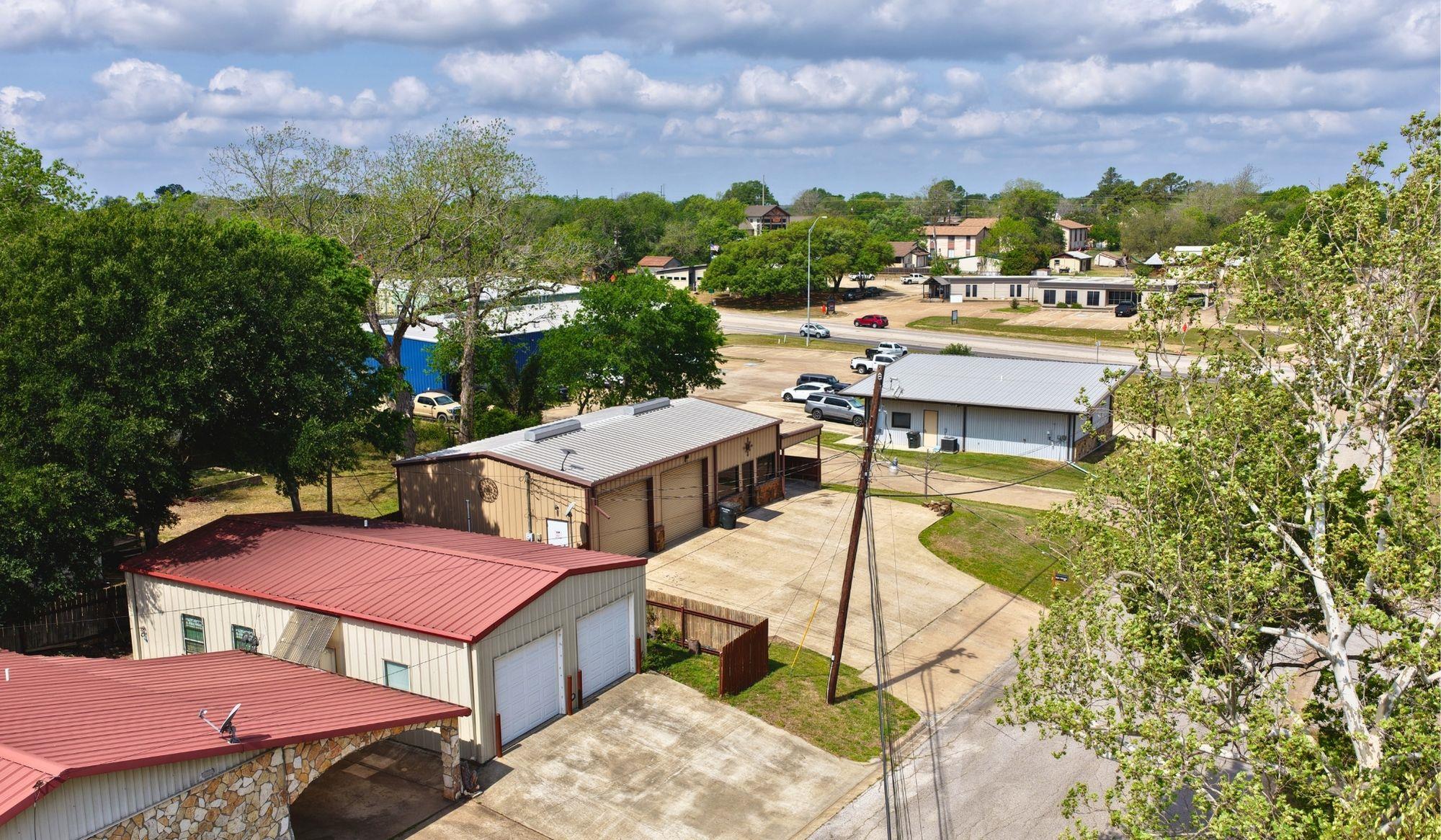 405 N Johnston Street, Caldwell, TX 77836