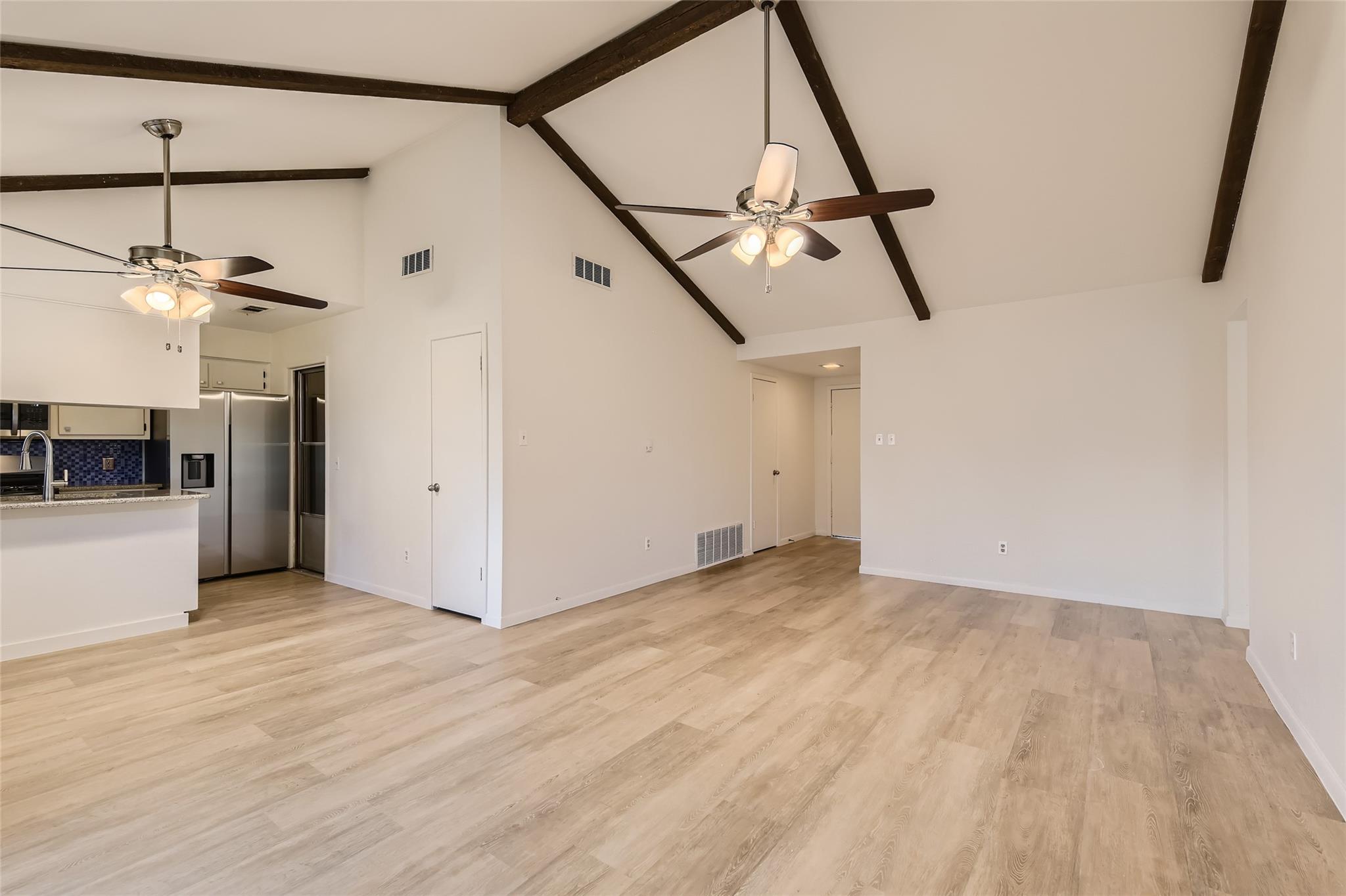 402 Wood Bine Dr, Austin, TX 78745