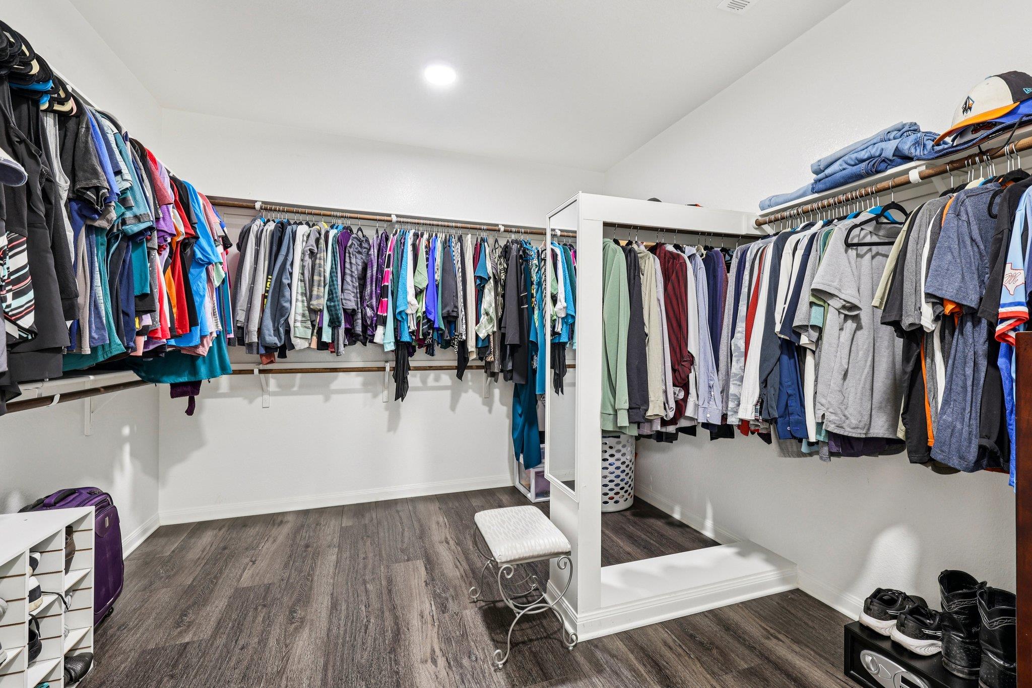 10033 Gertrudis Loop, Austin, TX 78747