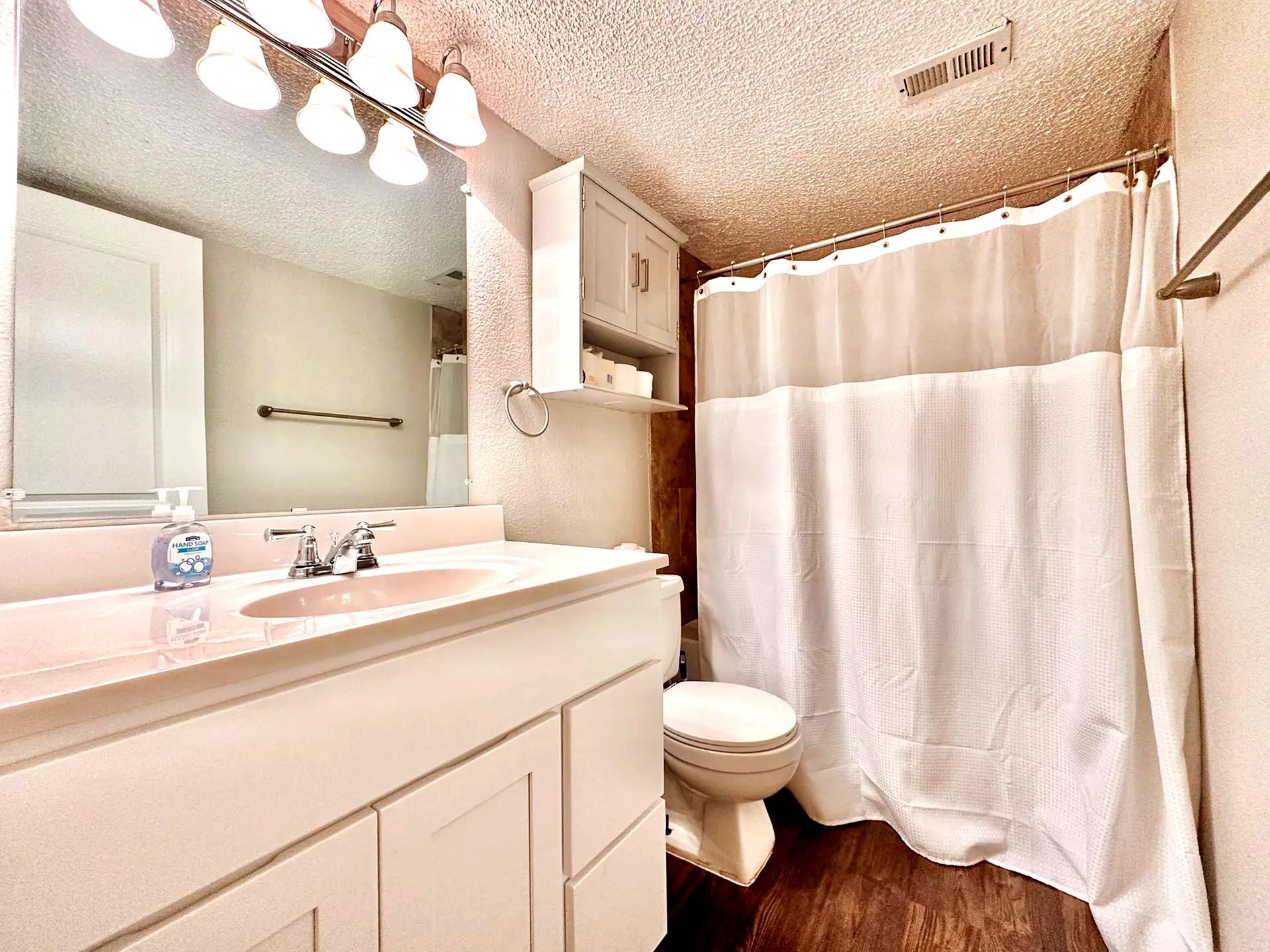 2808 Whitis Ave # C207, Austin, TX 78705