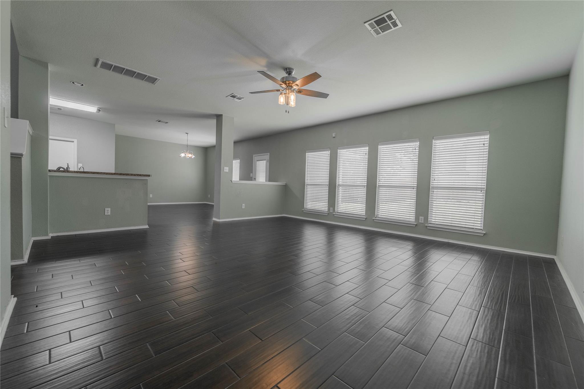 1333 Rainbow Parke Dr, Round Rock, TX 78665