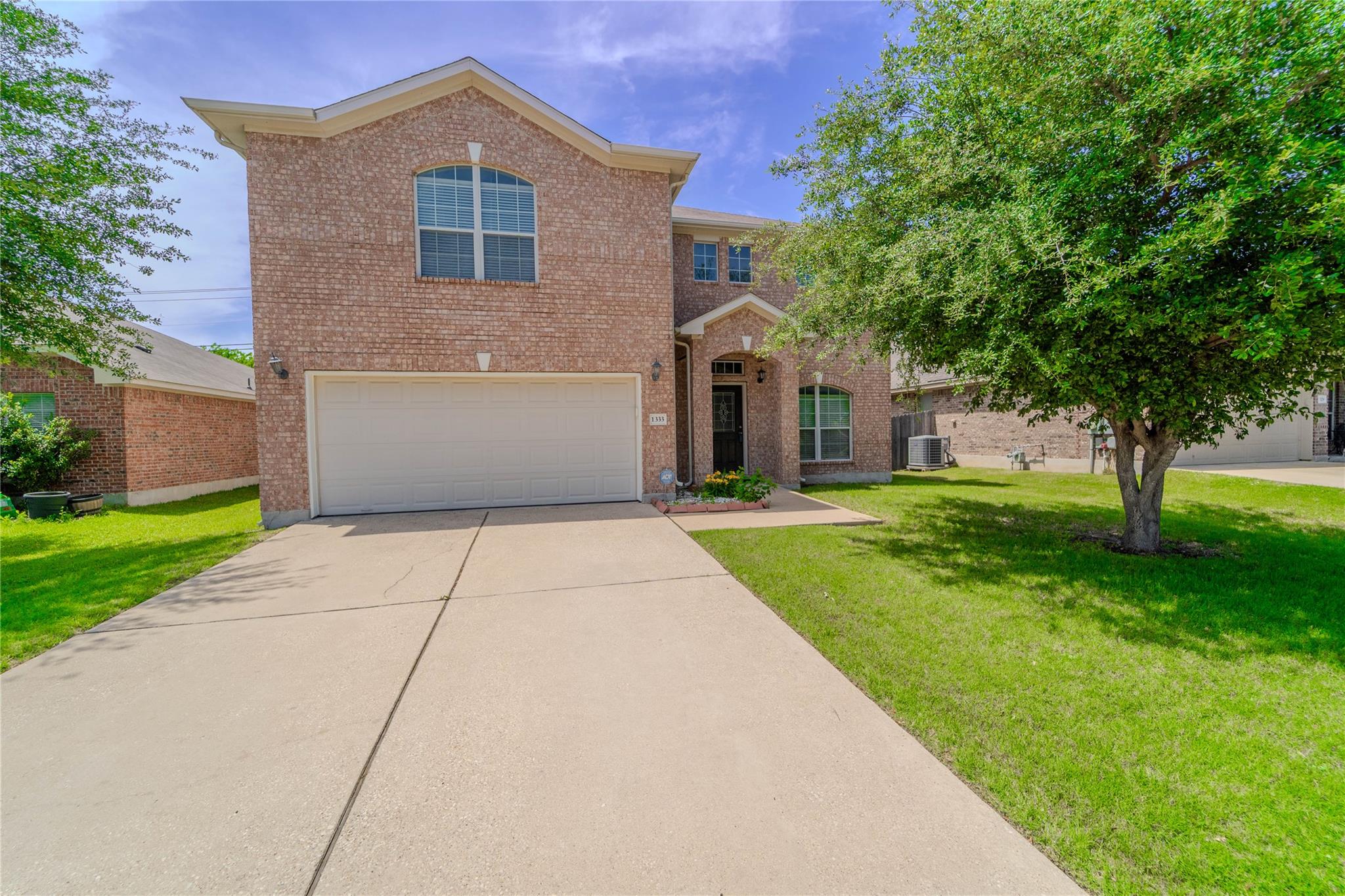1333 Rainbow Parke Dr, Round Rock, TX 78665